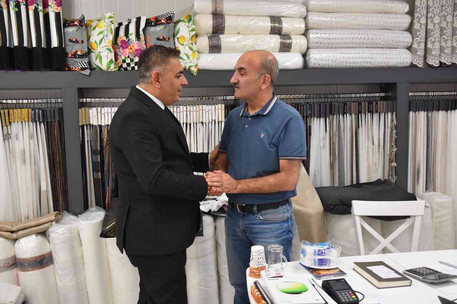 Sadıkoğlu: "Yeni çarşıdaki sektörel kümelenme kararı yeniden değerlendirilmeli"