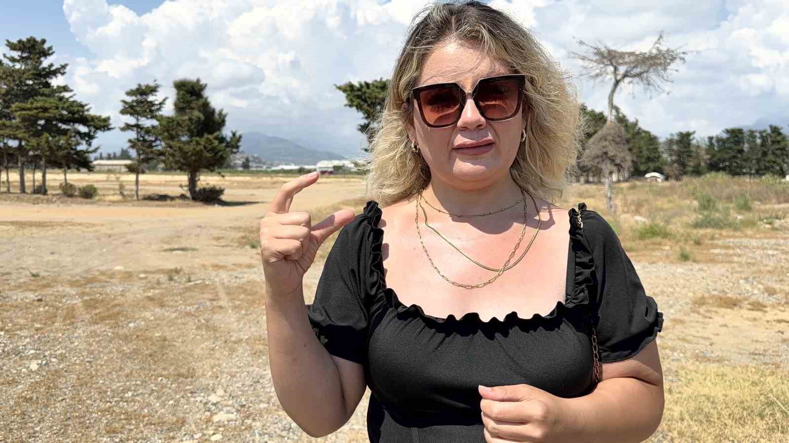 Eski sevgilisinin elinden kırılan bıçakla kurtuldu