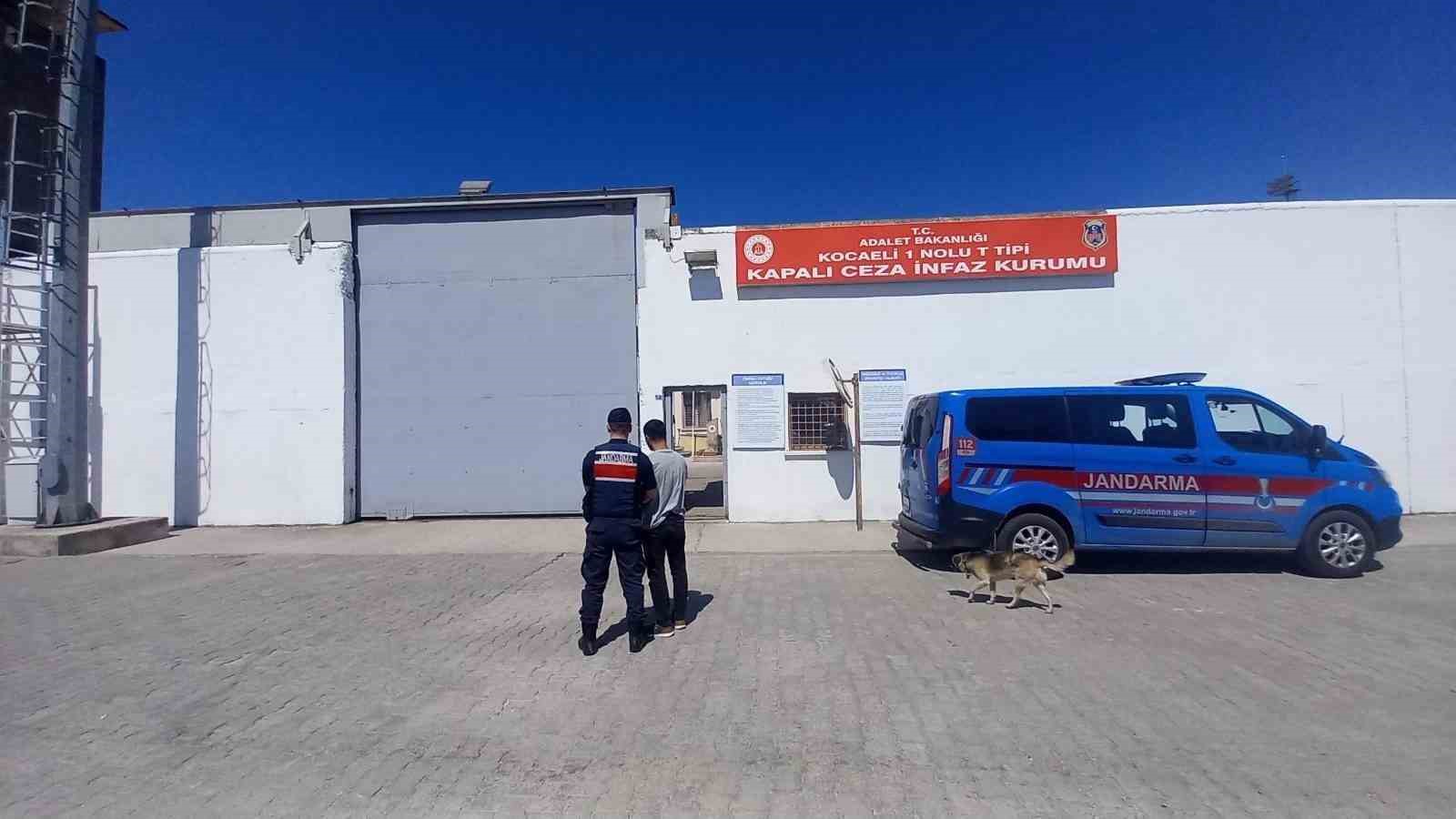 Kocaeli’de aranan 2 hükümlü JASAT operasyonuyla yakalandı