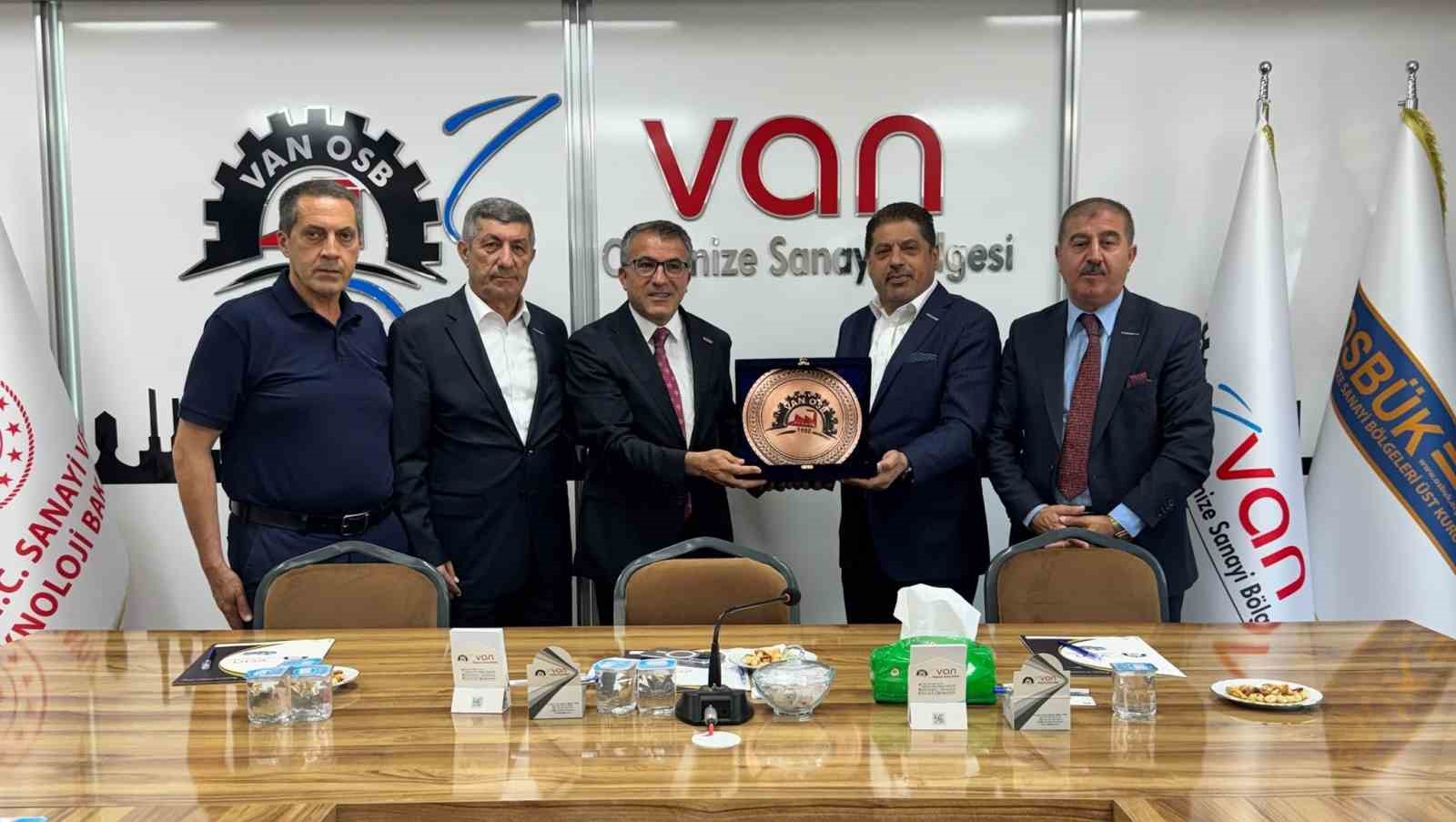 İş dünyası Van OSB’de buluştu: Bölgesel kalkınma ve ulaşım ağları masaya yatırıldı