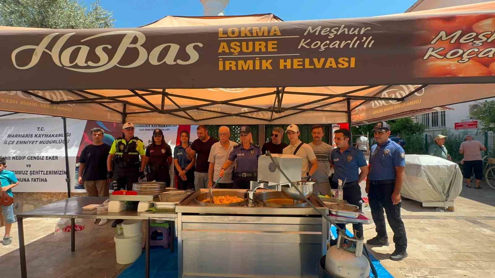 Marmaris’te 15 Temmuz şehitleri için lokma hayrı düzenlendi