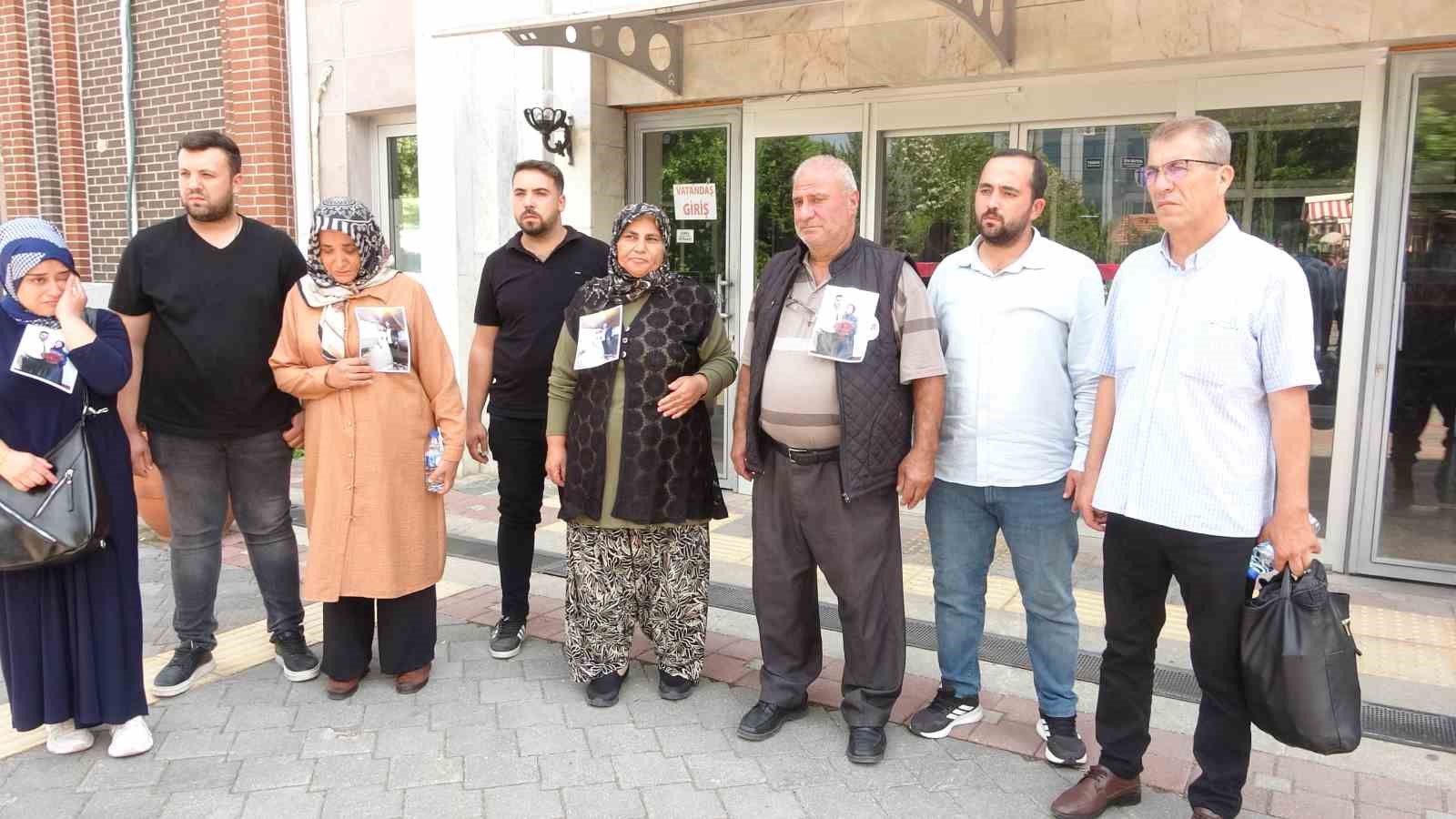 Nişanlı çiftin ölümüyle sonuçlanan kazayla ilgili davada sürücünün serbest bırakılmasına tepki