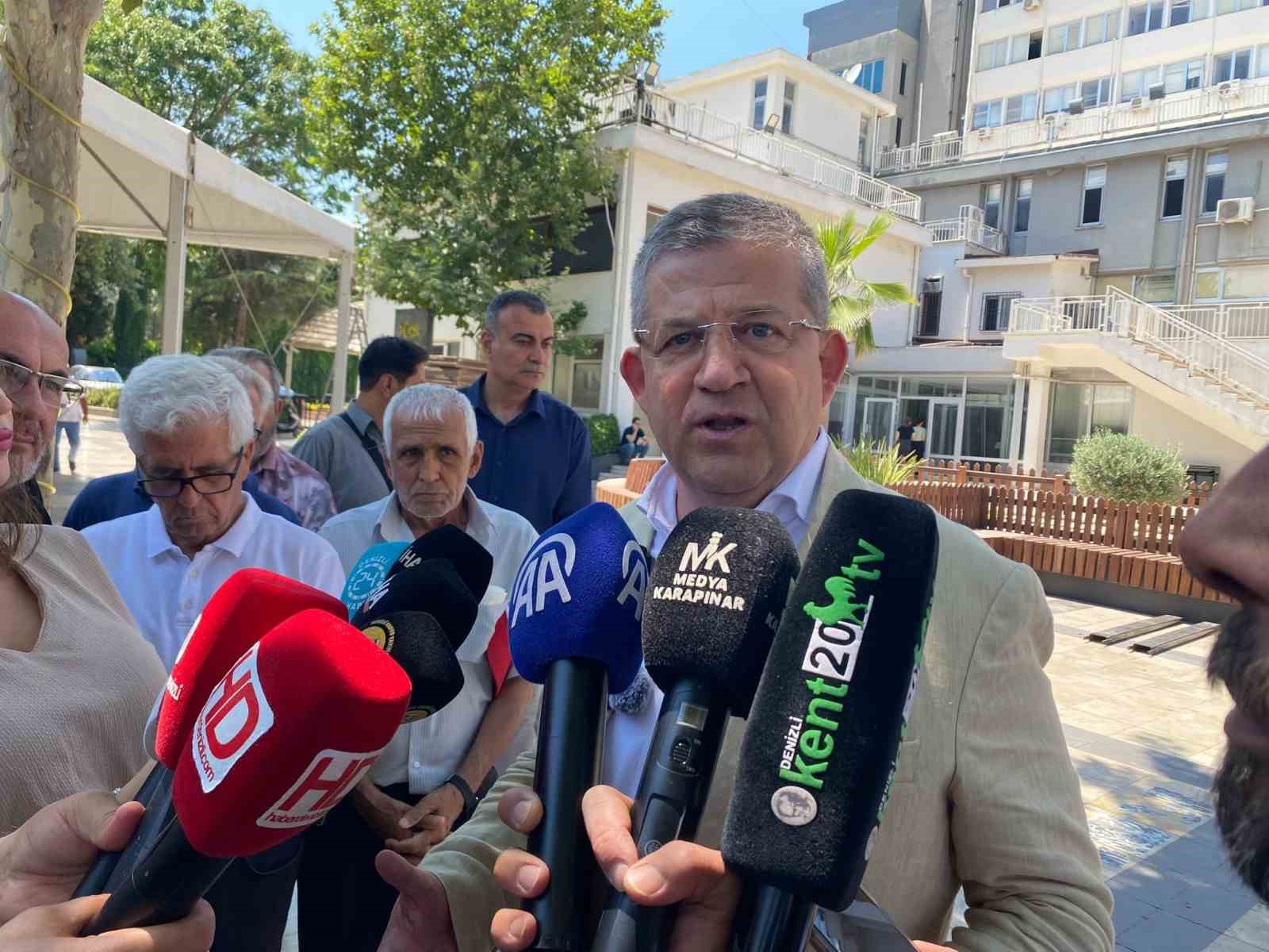 AK Parti Denizli İl Başkanı Subaşıoğlu’ndan araç kiralama ihalesine eleştiri