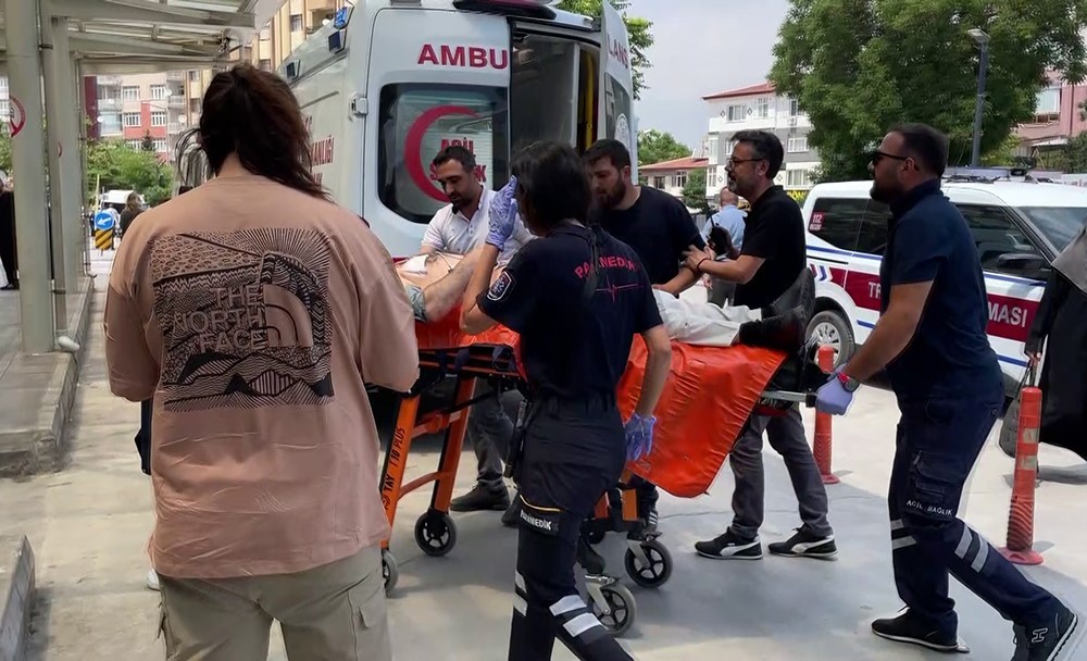 Alacak verecek meselesinde silahla vurulan kuyumcu hayatını kaybetti