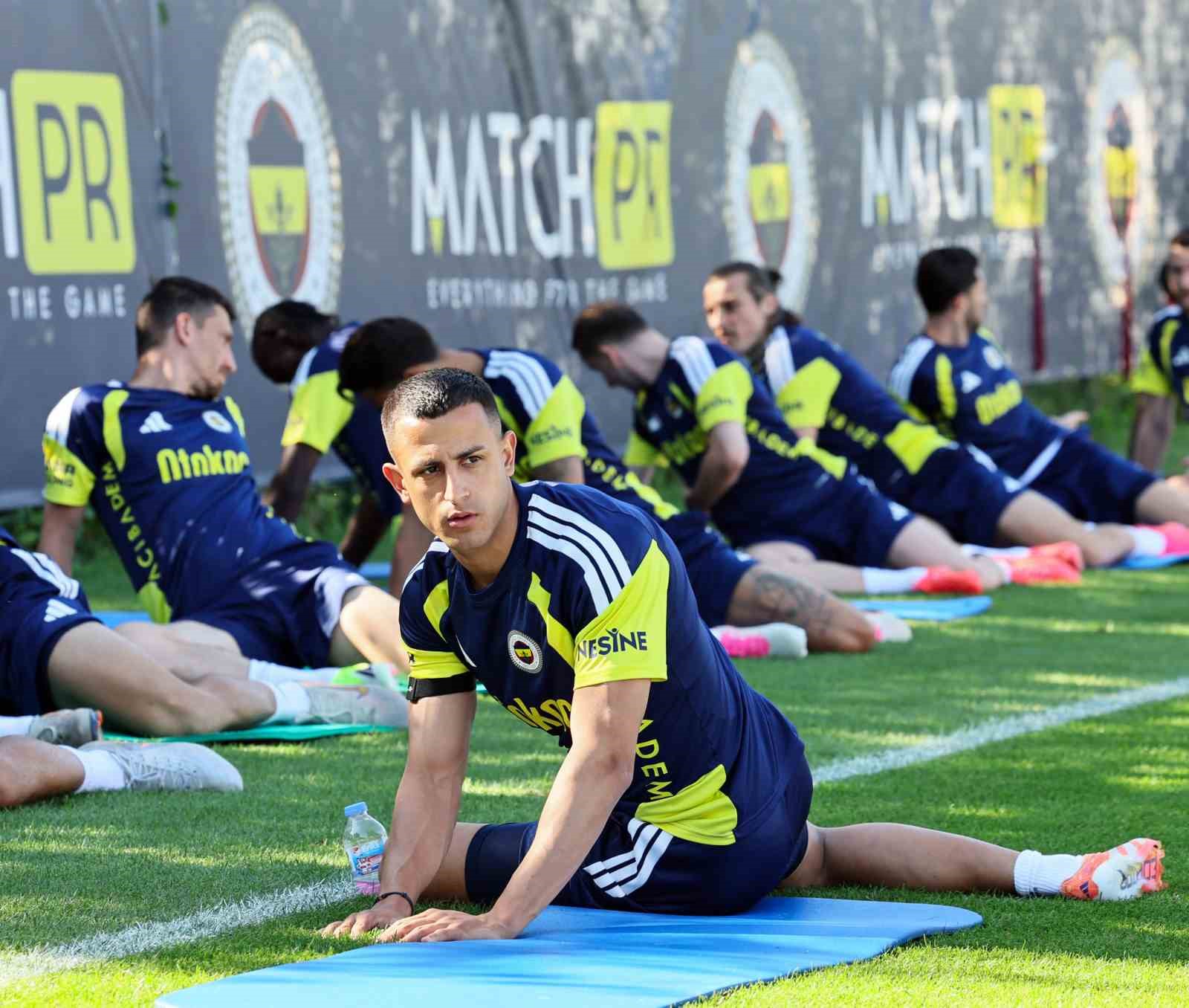 Fenerbahçe, yeni sezon hazırlıklarını Avusturya’da sürdürüyor