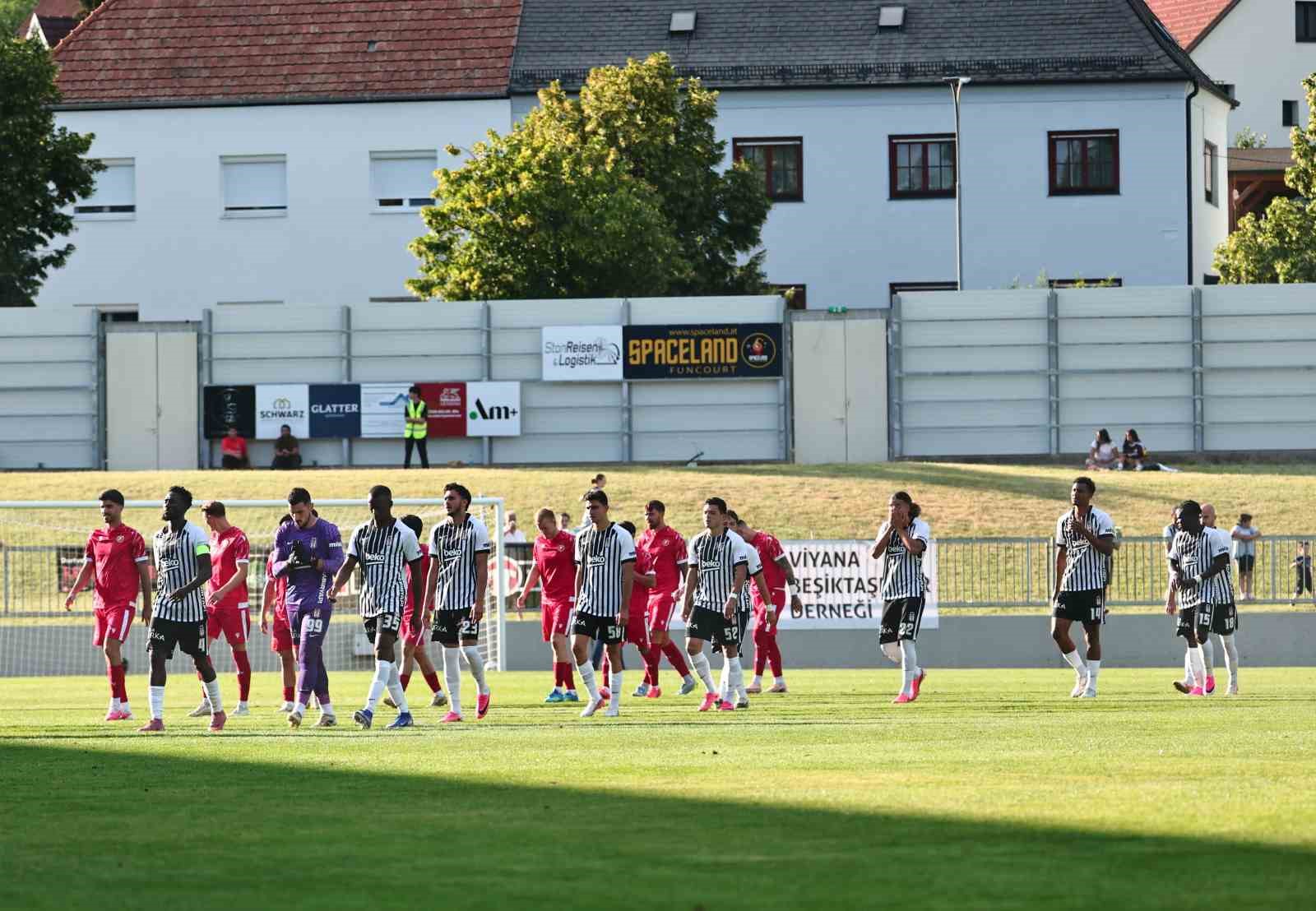 Hazırlık maçı: Beşiktaş: 0 - Widzew Lodz: 2
