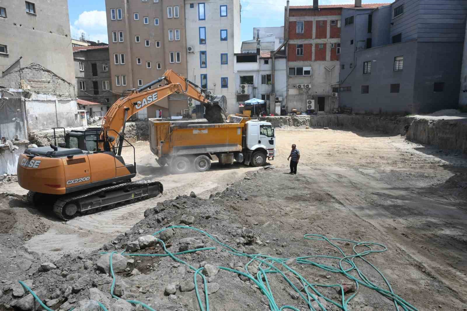 Mimar Sinan Katlı Otopark yapım çalışmaları başladı