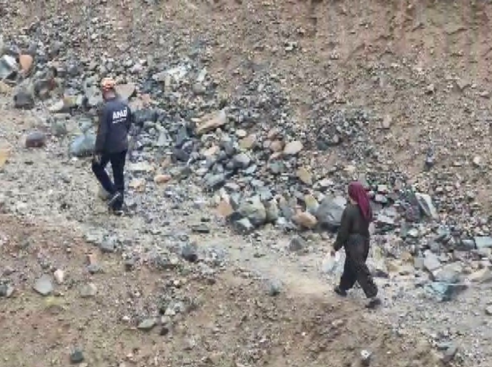 Berit Dağı’nda kaybolan kadın ekiplerin çalışmasıyla bulundu