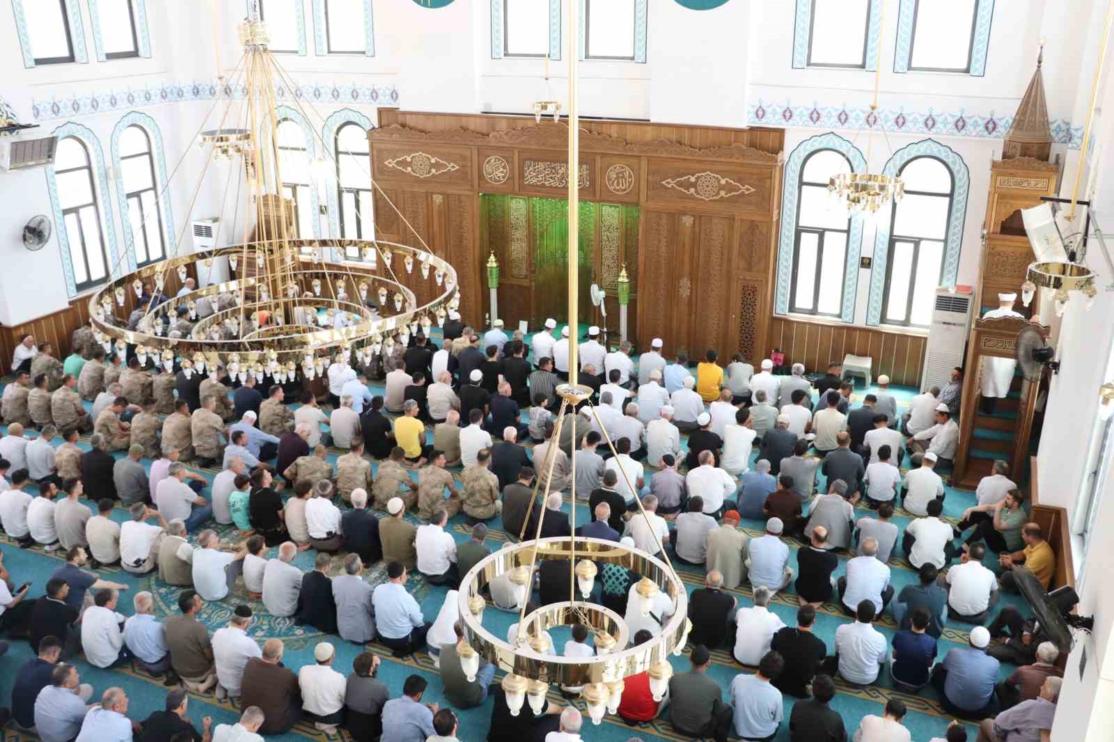 Siirt’te 15 Temmuz şehitleri için Mevlid-i Şerif programı düzenlendi