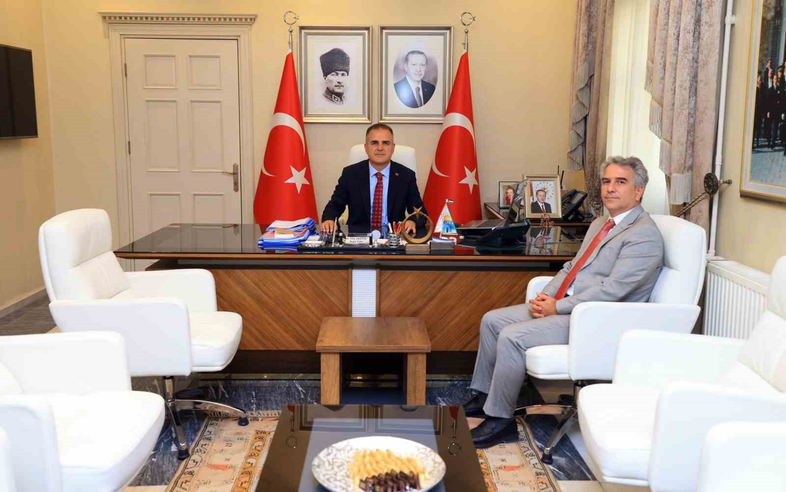 Milas ve Menteşe Kaymakamları görevine başladı