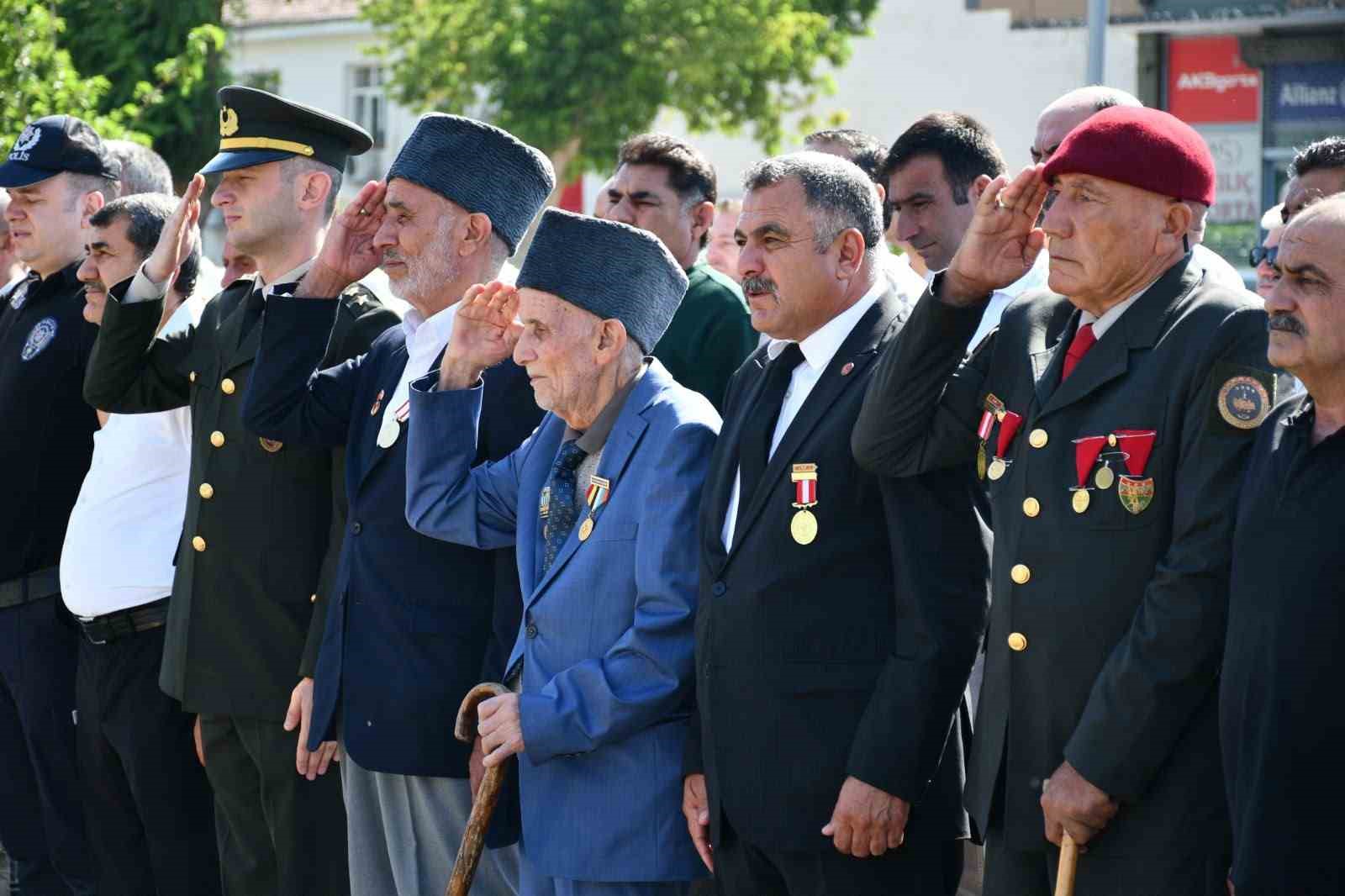 Birecik’in Kurtuluşunun 106. Yıl Dönümü 15 Temmuz Meydanı’nda düzenlenen törenle kutlandı