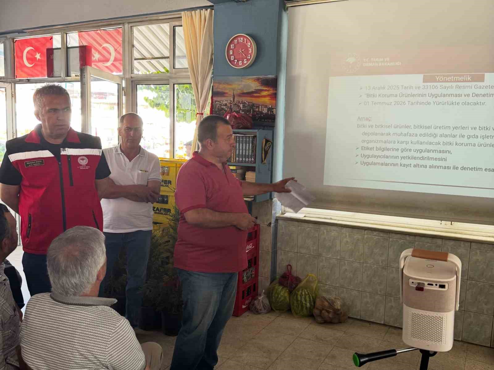 Çiftçiler bitki koruma ve tarımsal destekler konusunda bilgilendirildi