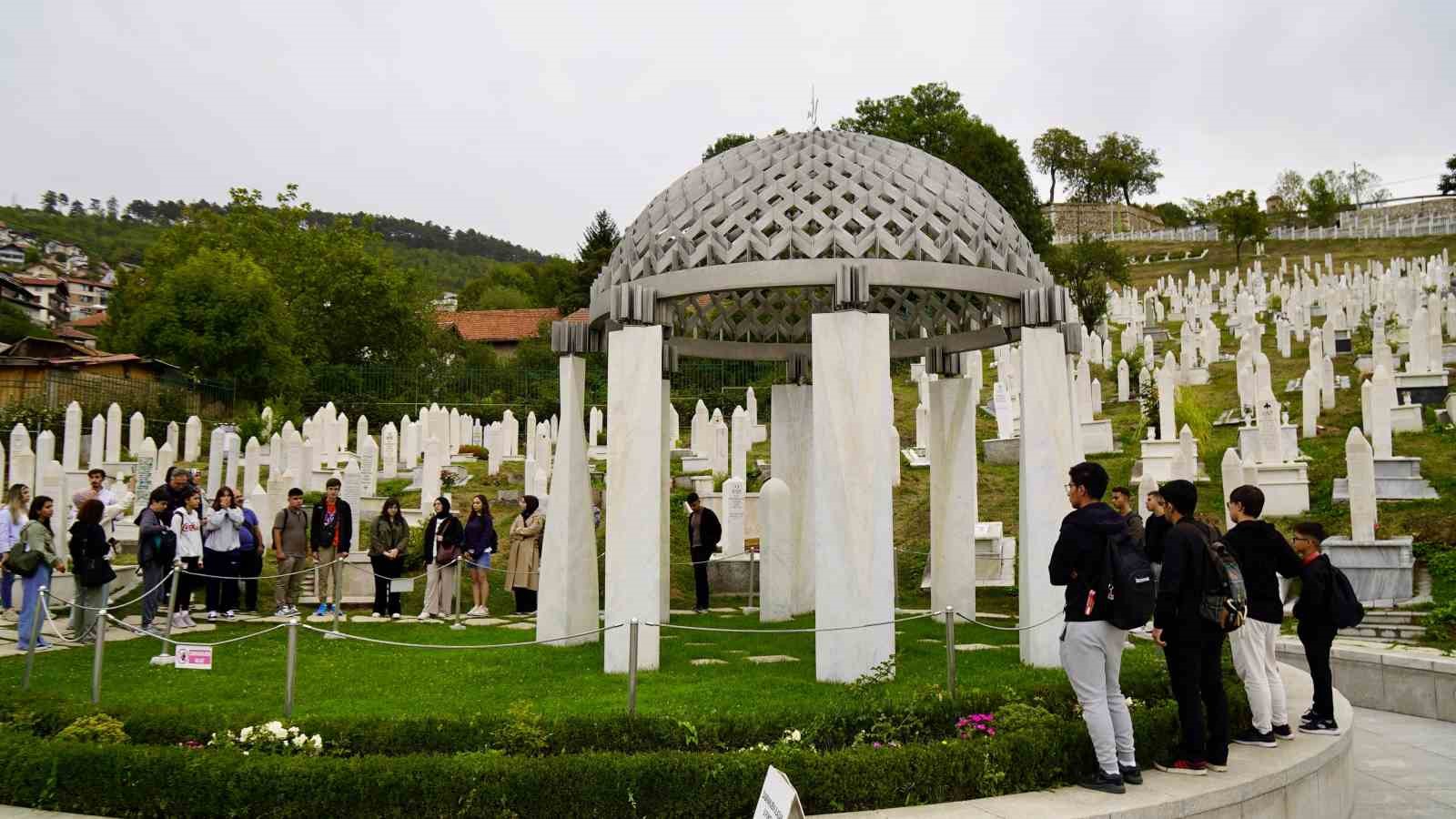 Gaziantep’in LGS şampiyonlarına Bosna Hersek ödülü