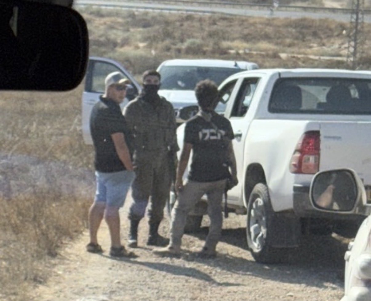 ABD Kongre üyesi, Batı Şeria’da İsrailli yasa dışı yerleşimciler tarafından alıkonuldu