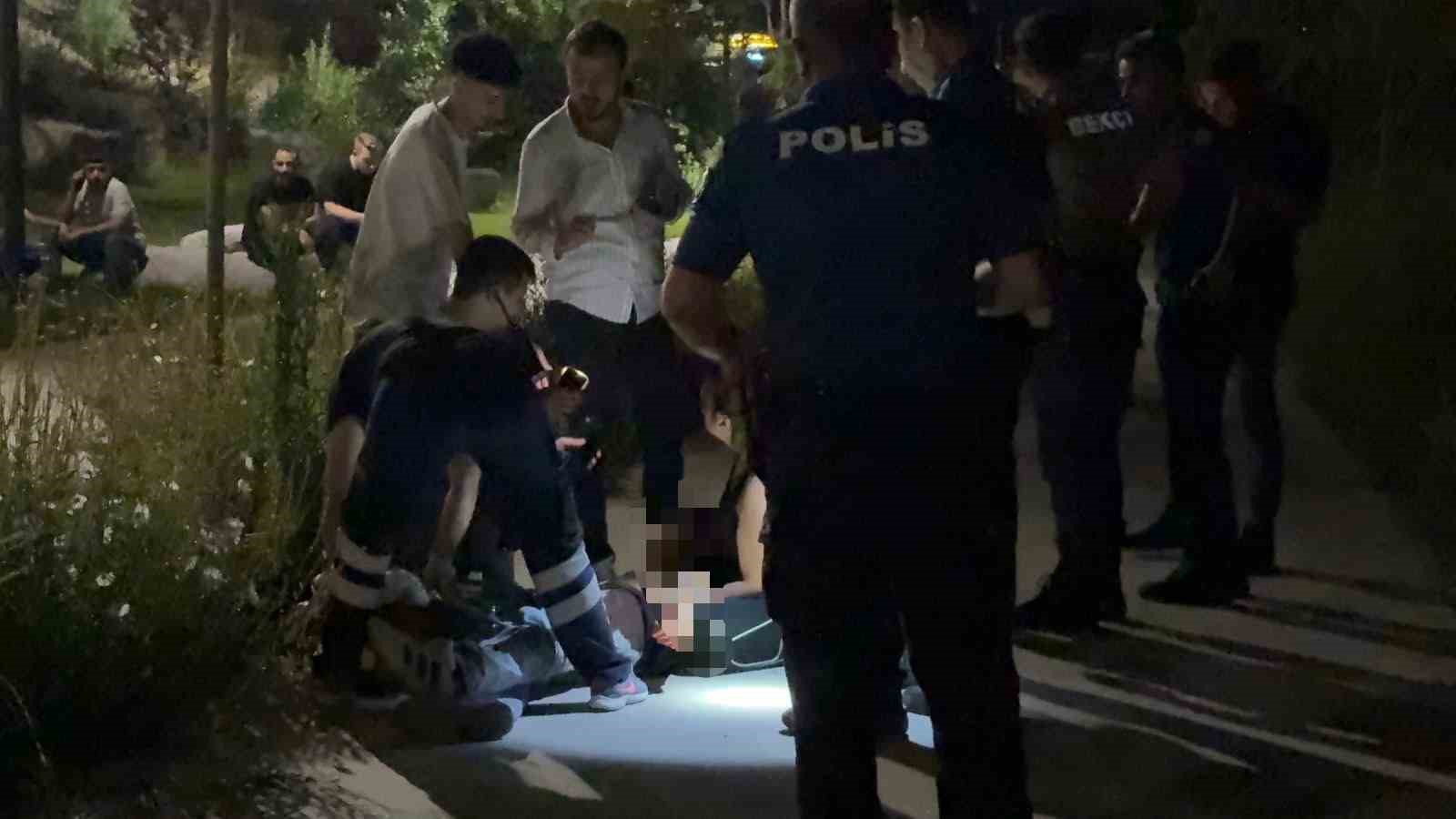 Kayseri’de parkta bıçaklı kavga: 1’i ağır, 3 yaralı
