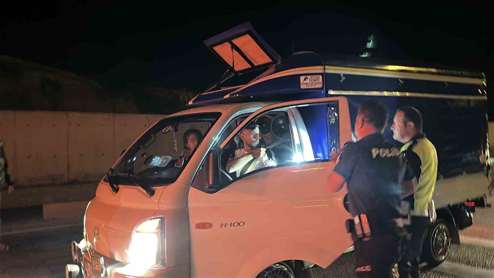Ailesinin ’kaçırıldı’ ihbarı polisi alarma geçirdi, film sahnelerini aratmayan operasyonla kurtarıldı