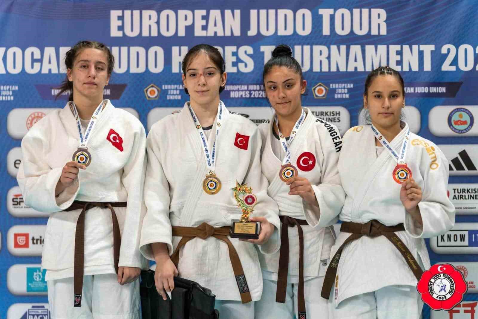 Selda Beren Sarıkaya, Avrupa Kupası Şampiyonu oldu