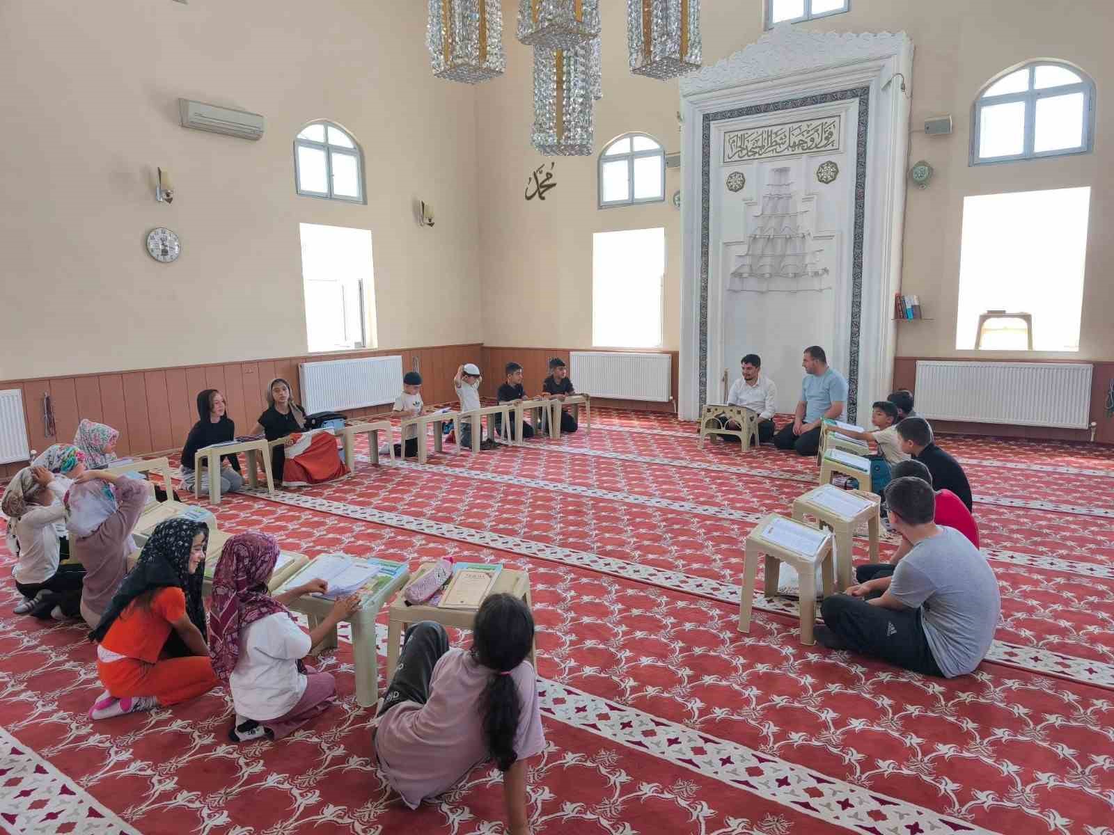 Sivrihisar’da yaz Kur’an kursları heyecanı başladı