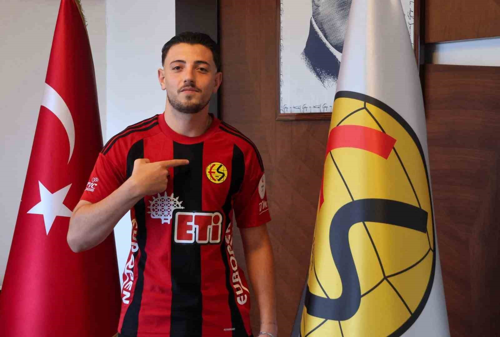 Eskişehirspor’da çifte imza: Ahmet Lütfi Kara ve Arda Okumuş ile anlaşma sağlandı