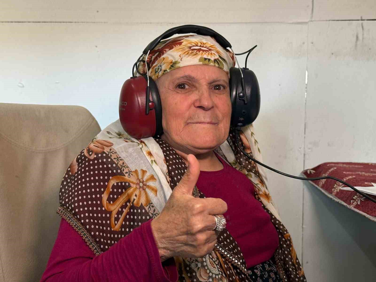 Uzmanların köylerde yaptığı işitme testlerinden renkli görüntüler ortaya çıktı