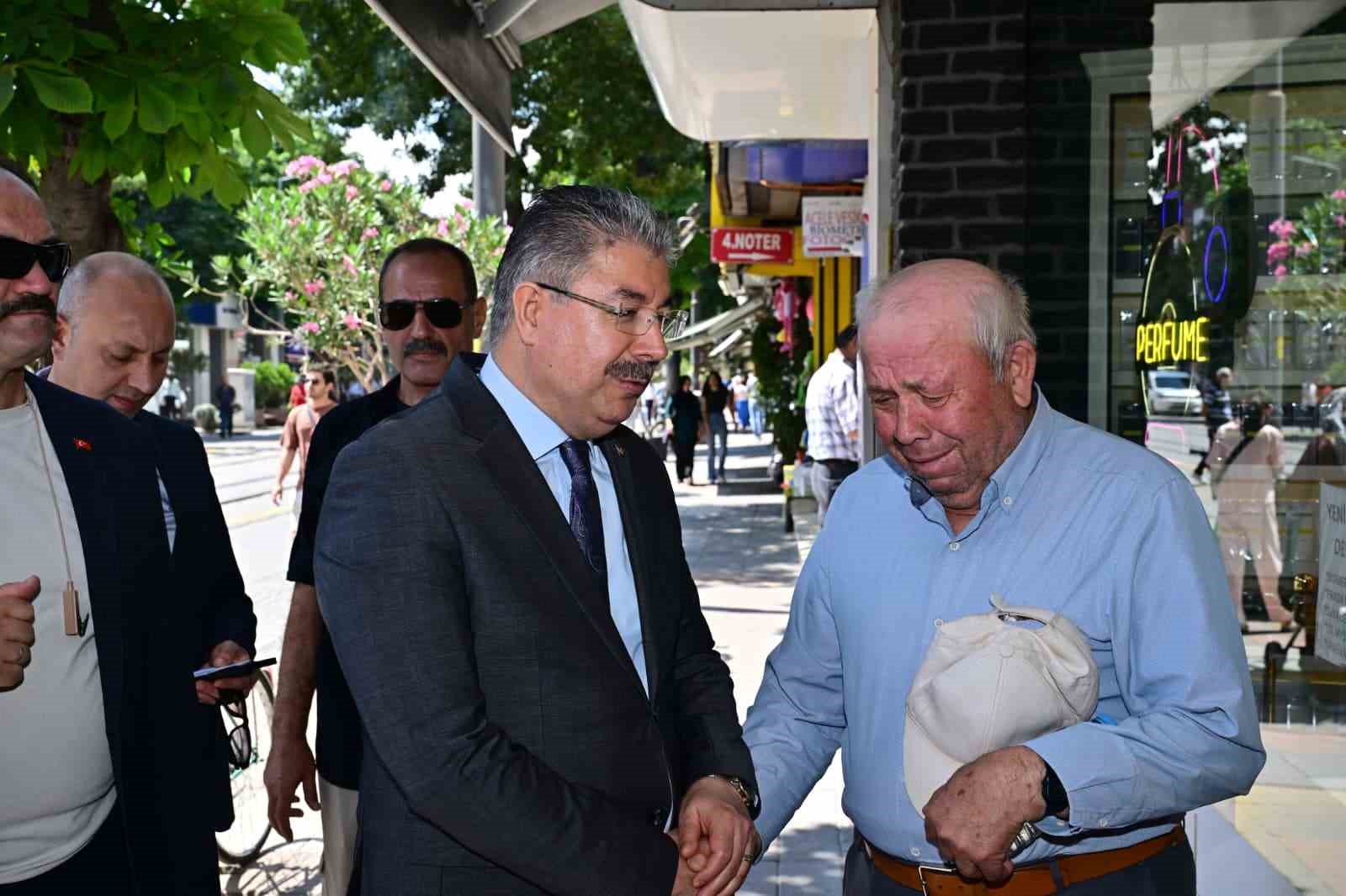 Vali Yılmaz ile vatandaşın duygulandıran buluşması