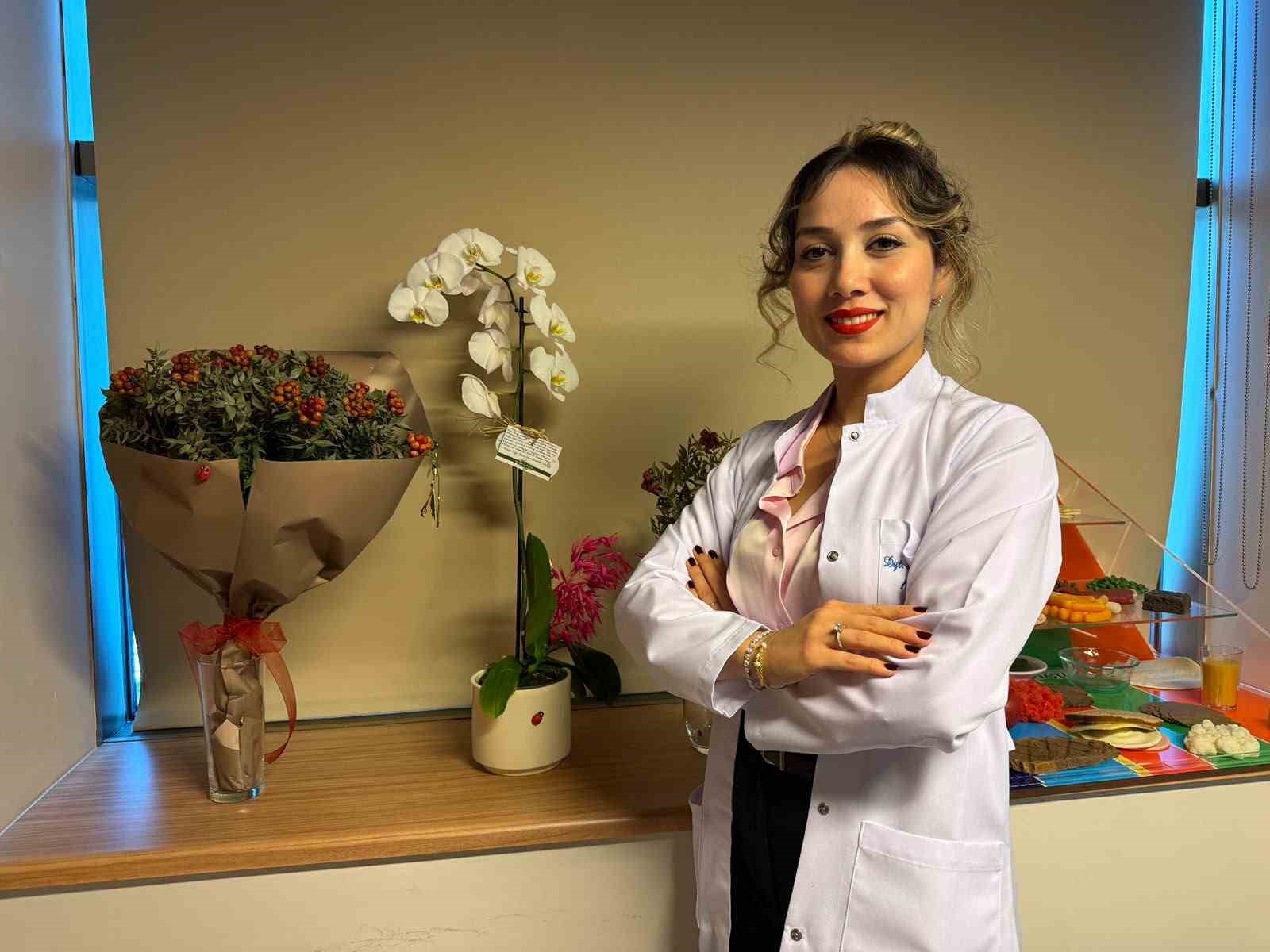 Mavi tabakla yemek yemek kalorileri yüzde 30’a kadar azaltıyor
