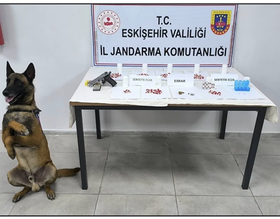 Eskişehir’de uyuşturucu operasyonu, yakalanan 2 şüpheliden 1’i tutuklandı