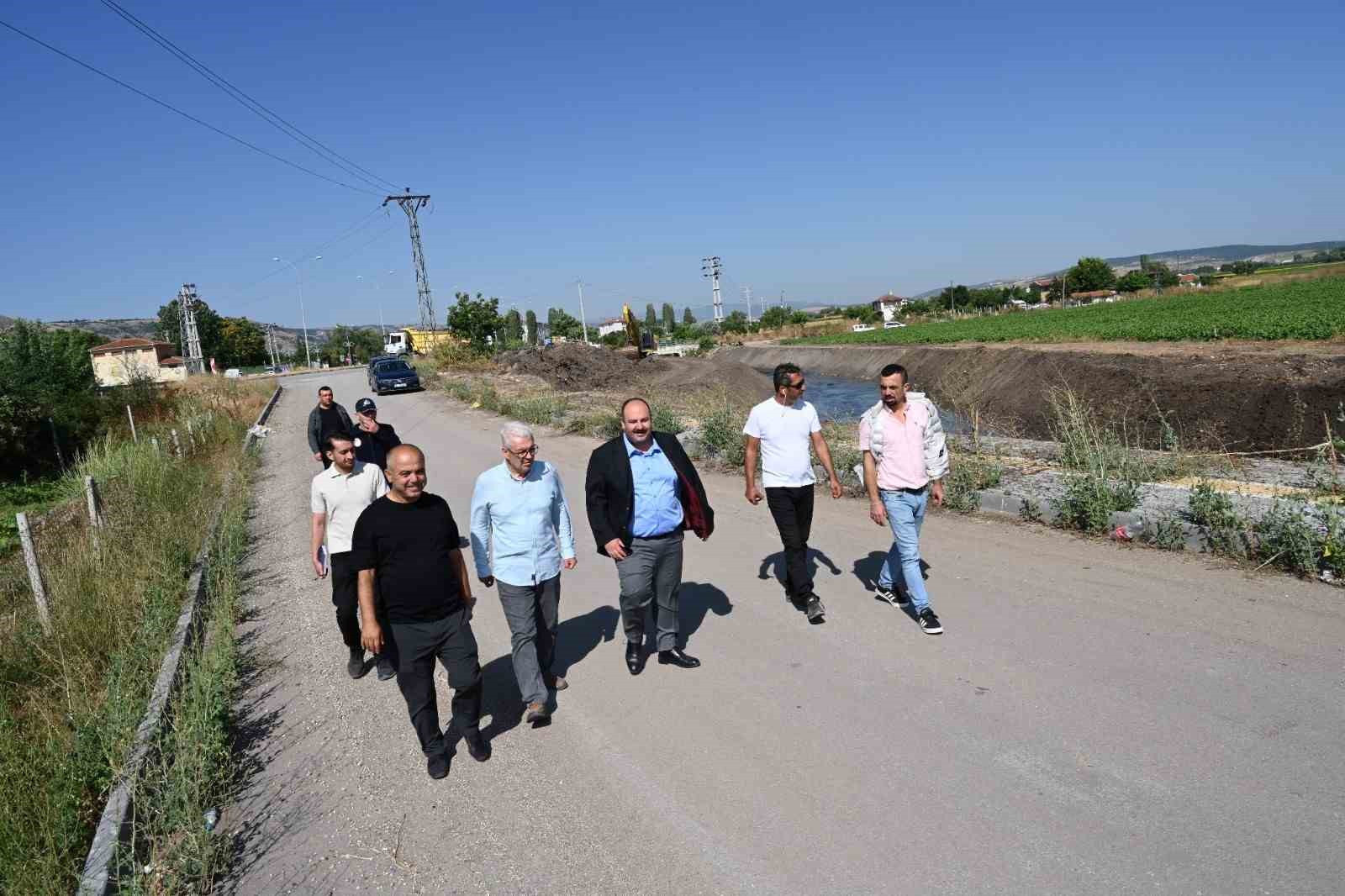 Sarısu temizleniyor, İnönü güzelleşiyor