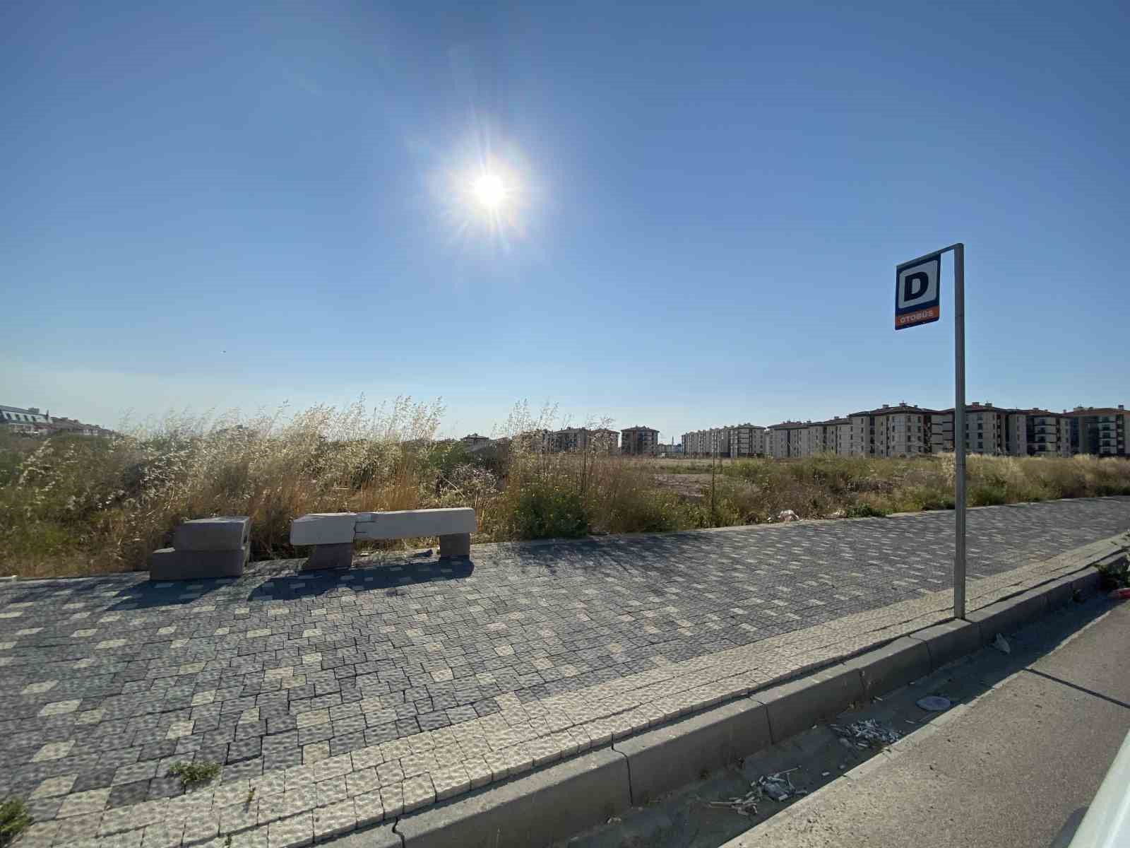 Belediyenin ilgisizliğine vatandaşın ilginç çözümü