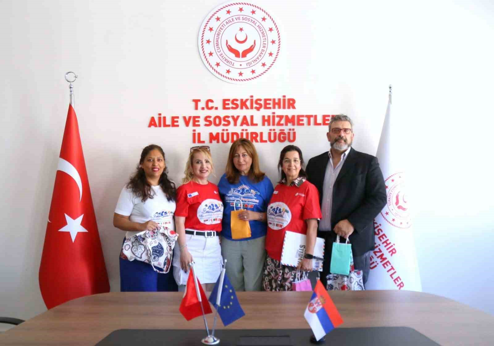 Eskişehir’de roman vatandaşların eğitimi için uluslararası proje toplantısı gerçekleştirildi.