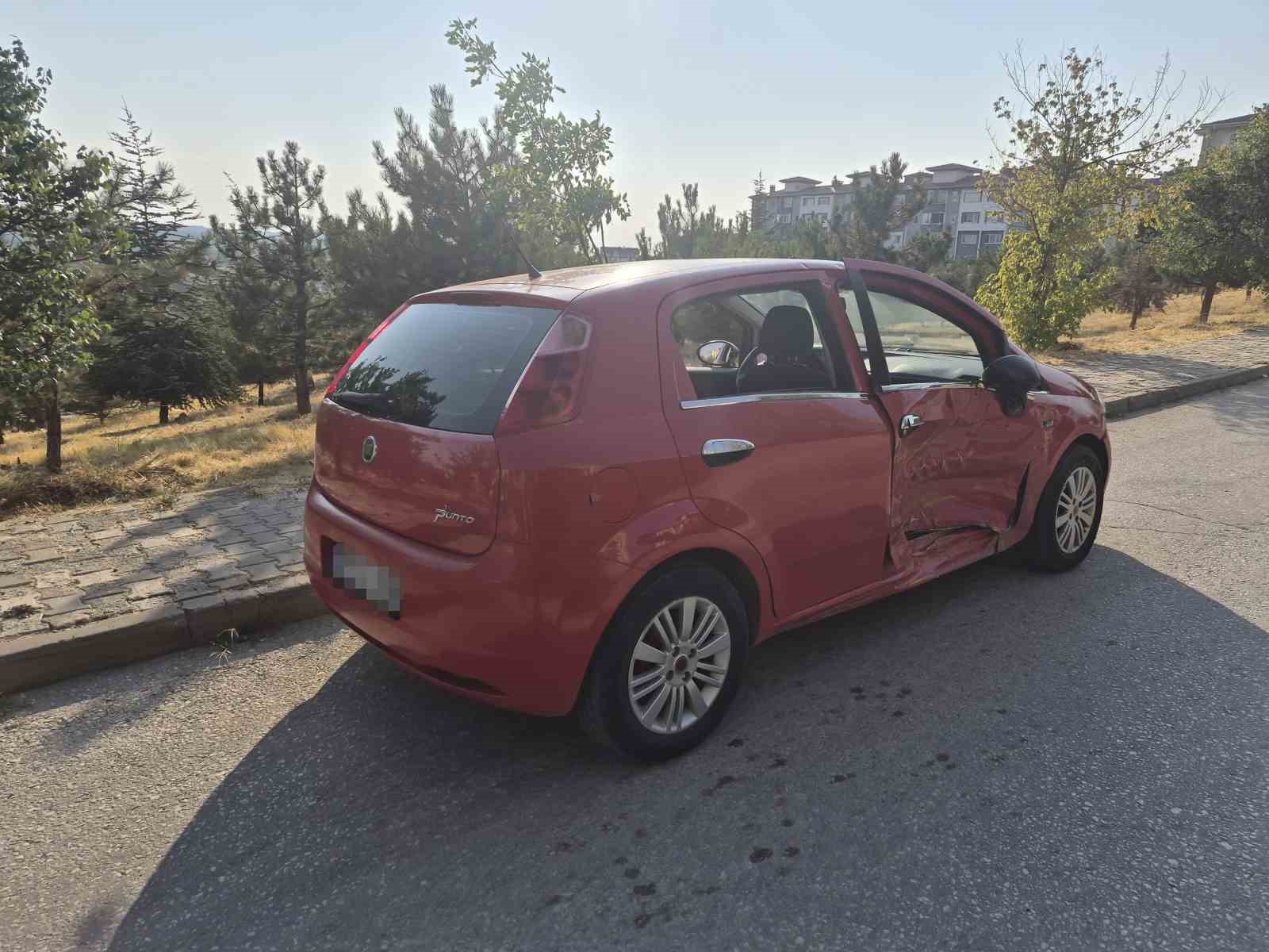 Eskişehir’de otomobille ticari taksi çarpıştı: 6 yaralı