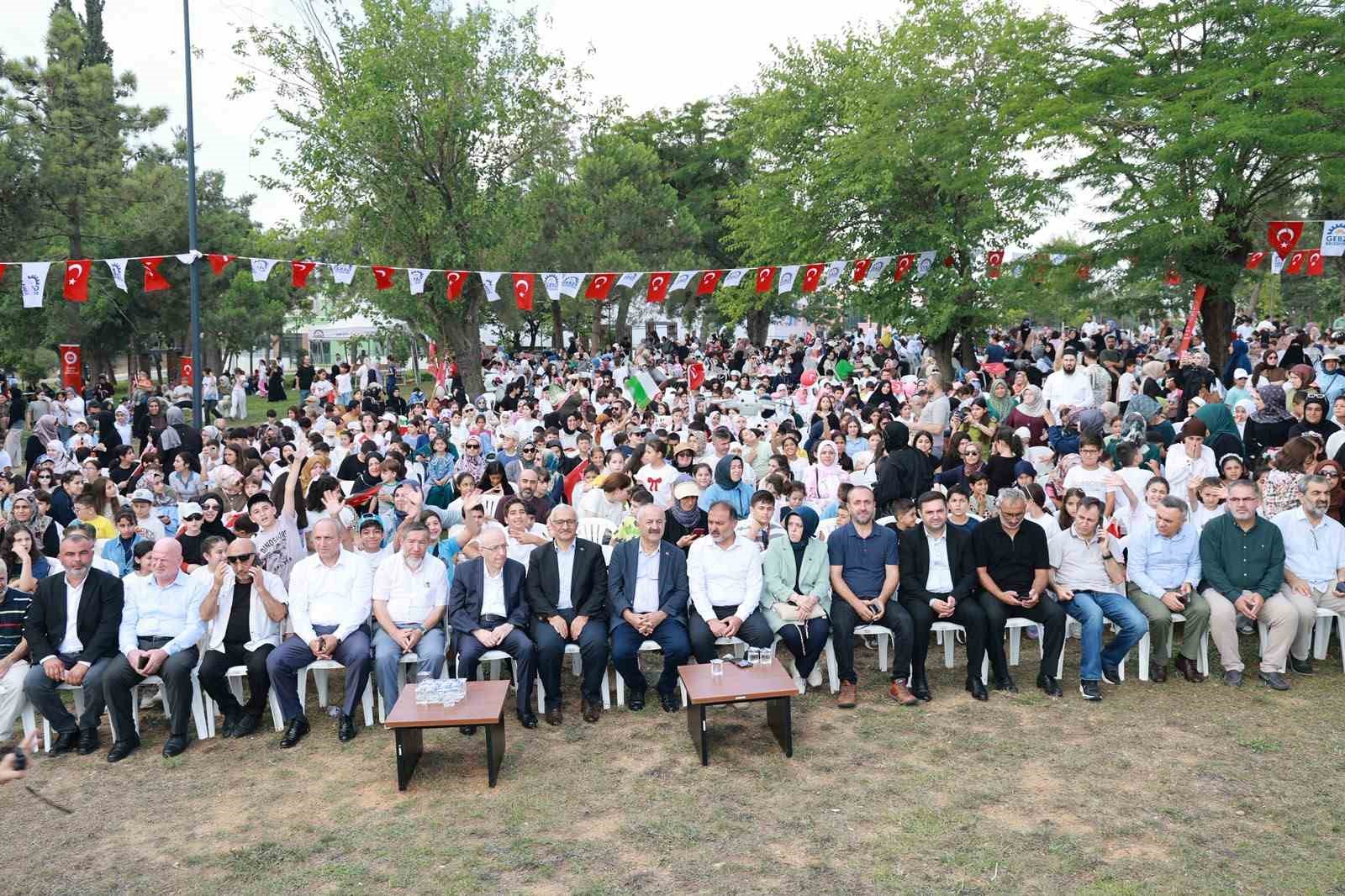 Gebze’de 13 bin 500 öğrencinin eğitim aldığı yaz okulları sona erdi