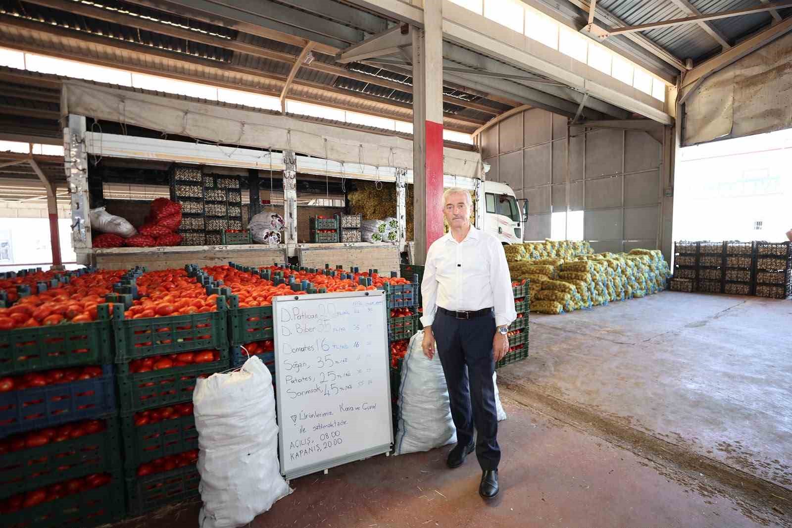 Şahinbey Belediyesi’nin "Üreticiden tüketiciye tarla fiyatına" projesine yoğun ilgi