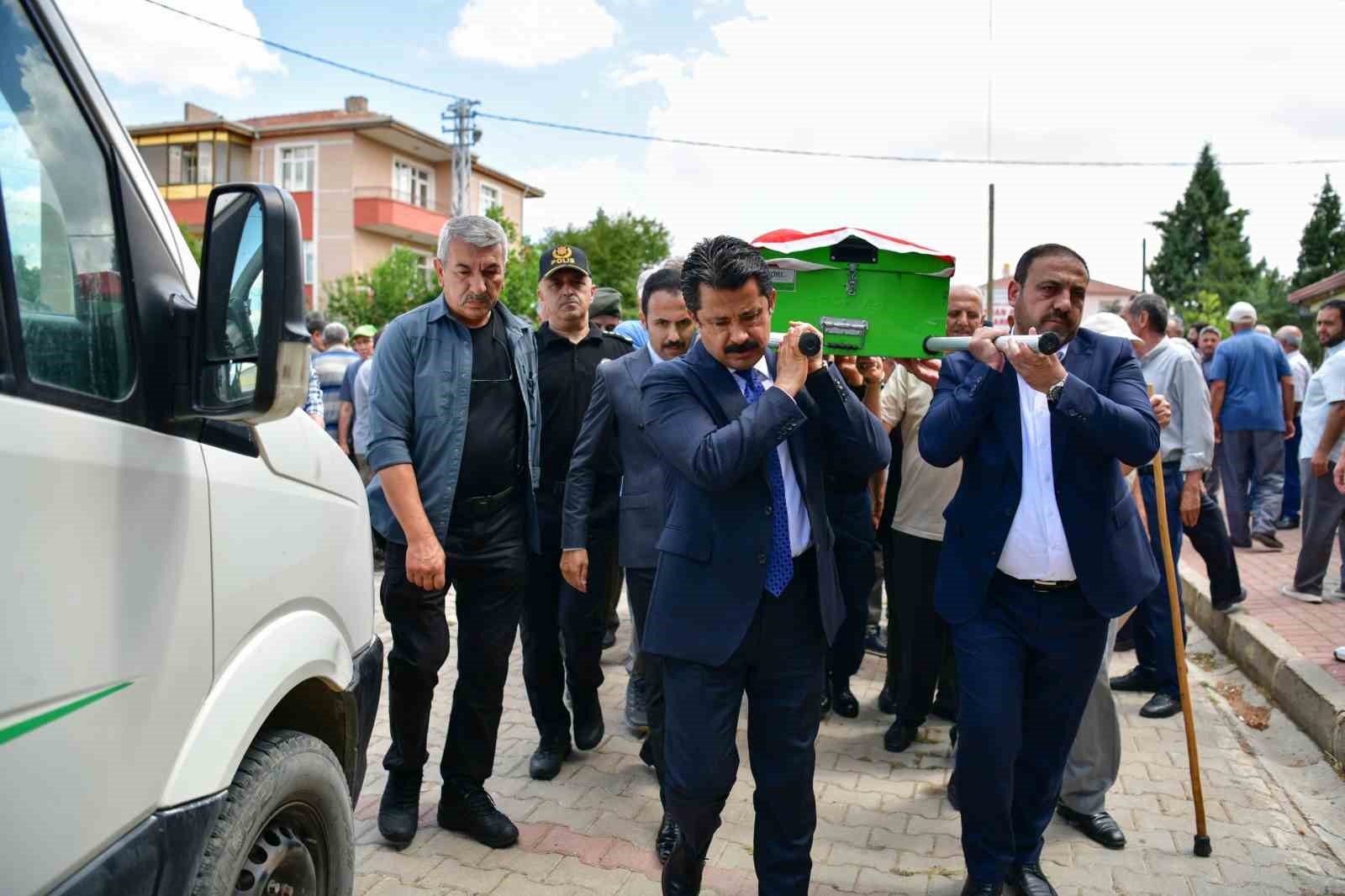 Kıbrıs gazisi Hidayet Düzen son yolculuğuna uğurlandı