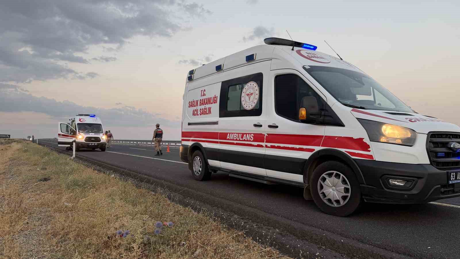 Şanlıurfa’da otomobil takla attı: 4 yaralı