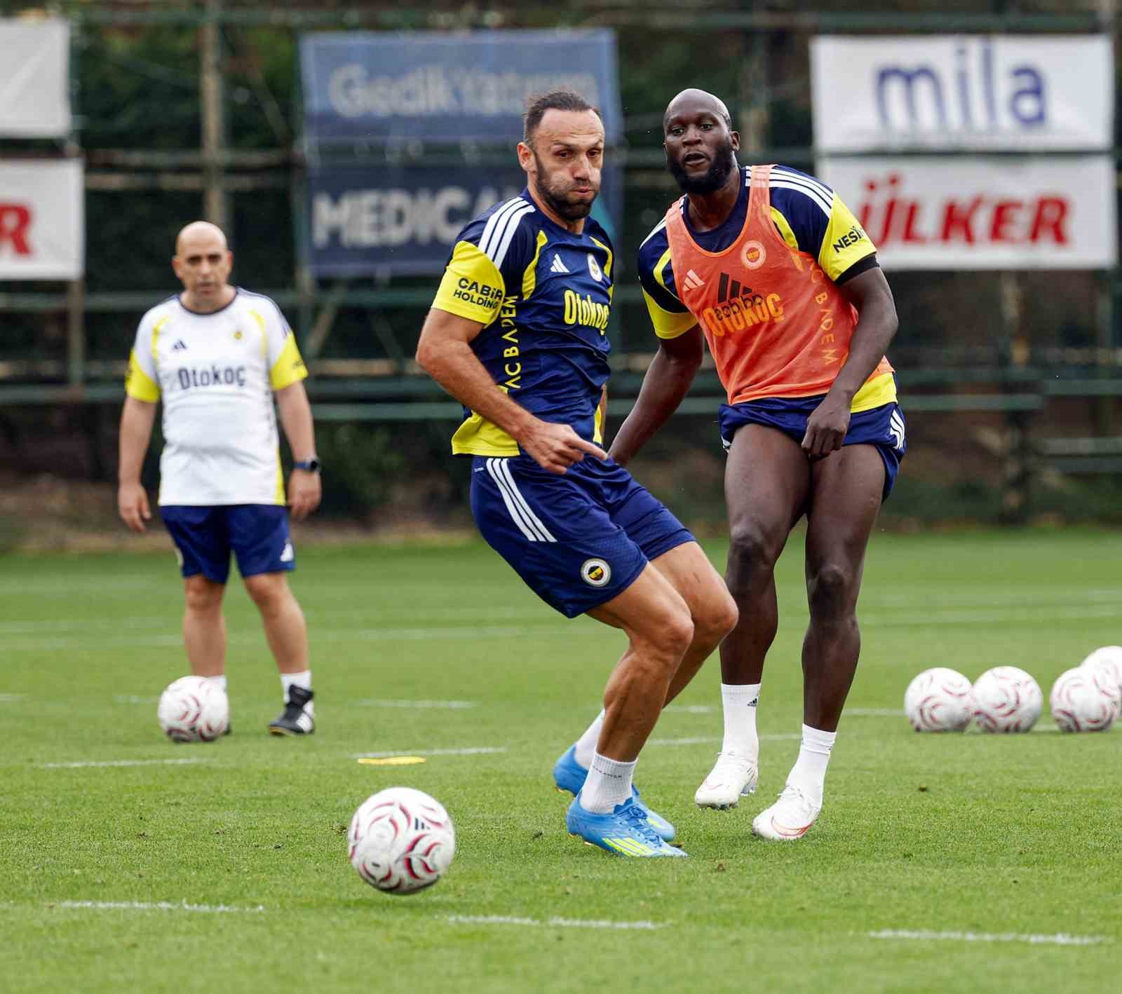 Romelu Lukaku, Fenerbahçe ile ilk antrenmanına çıktı