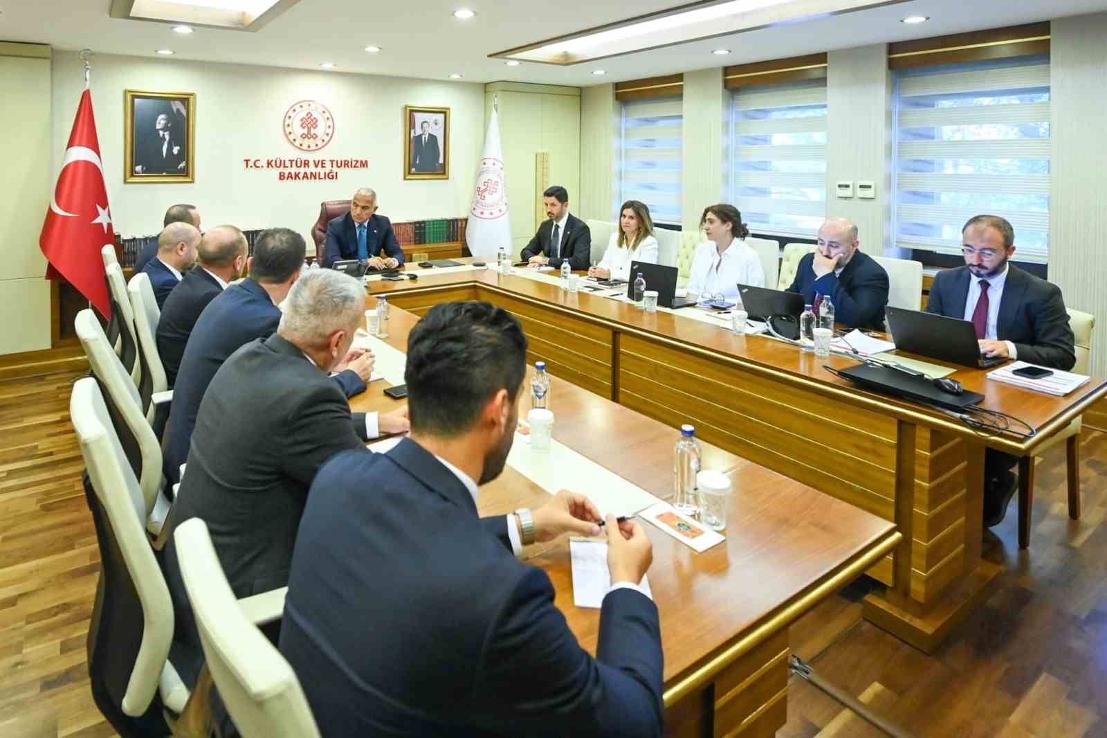 Bakan Ersoy: "Trabzon’un turizm potansiyelini daha etkin değerlendireceğiz"
