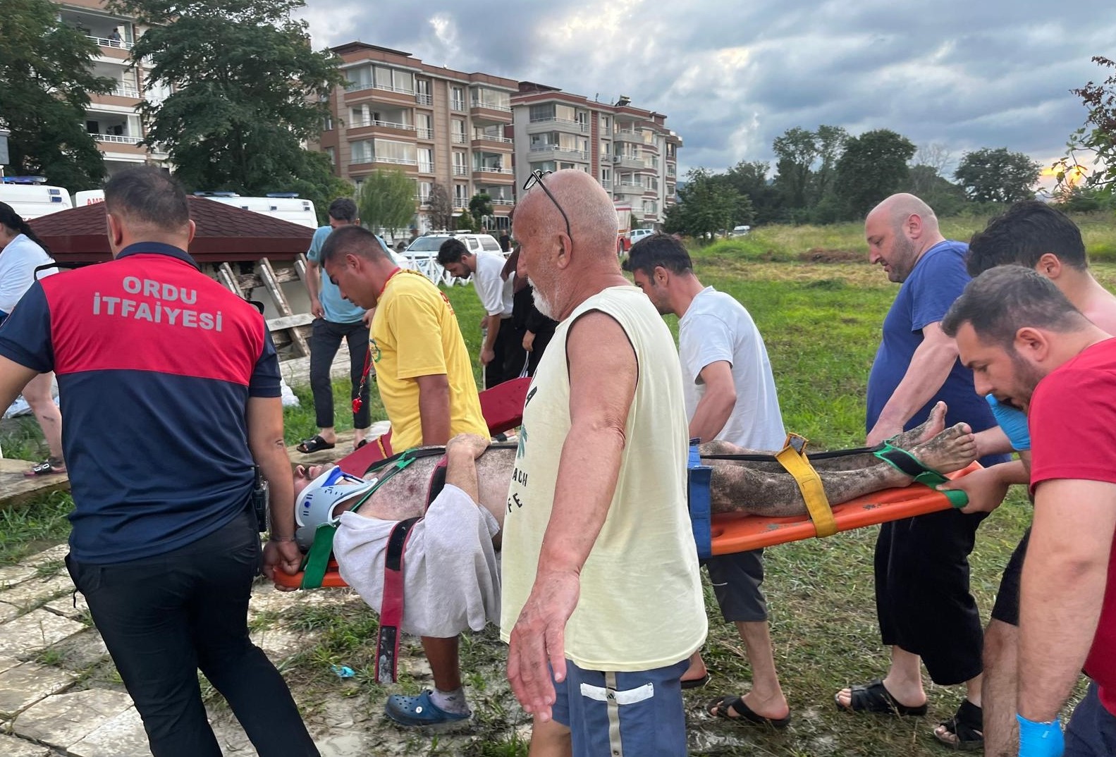 Ordu’da denizde akıntıya kapılan 3 kişi kurtarıldı