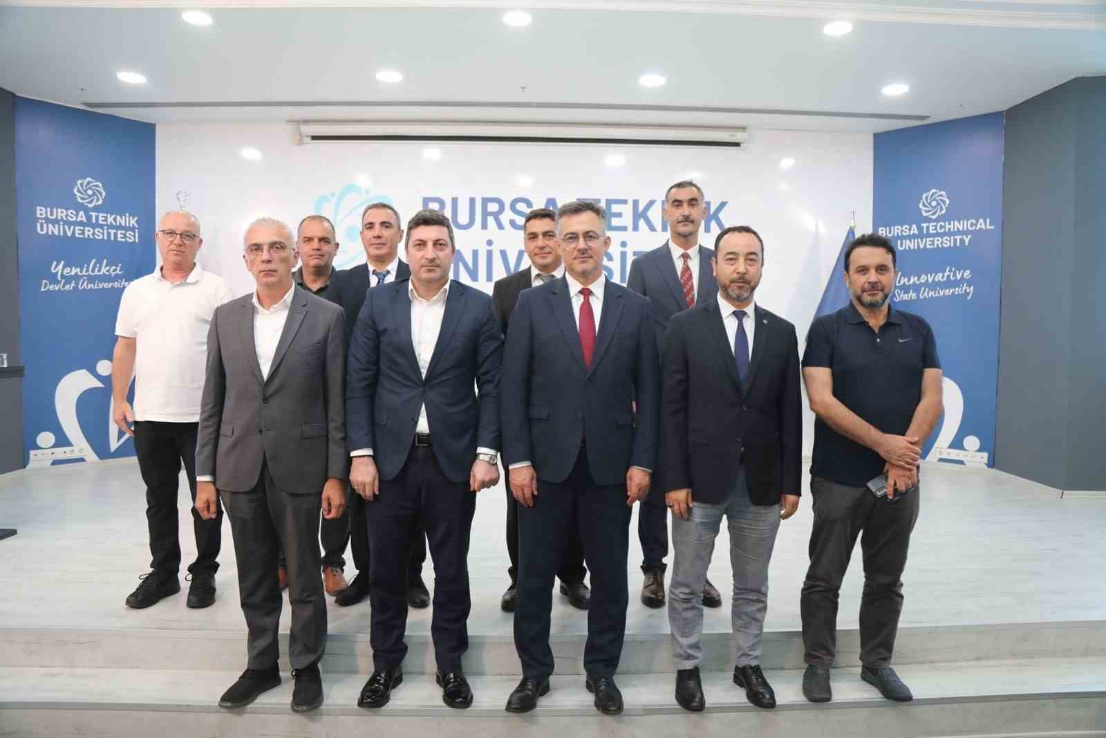 BTÜ’de deprem paneli
