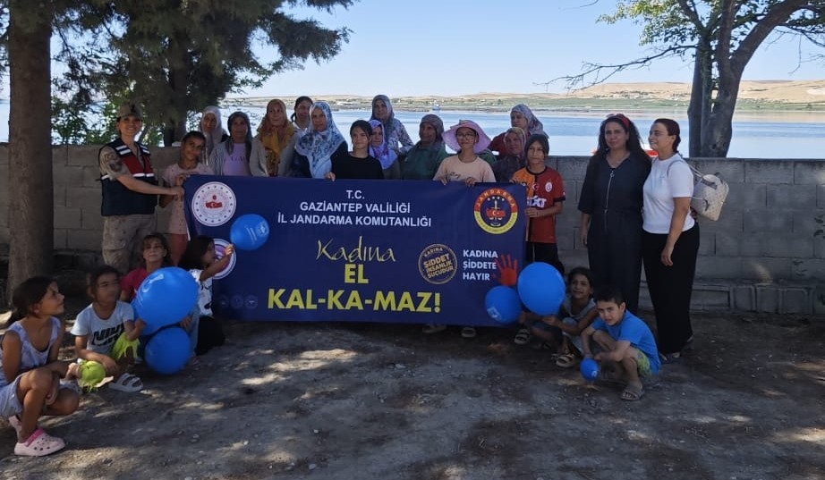 Jandarma ekipleri KADES uygulamasını tanıttı