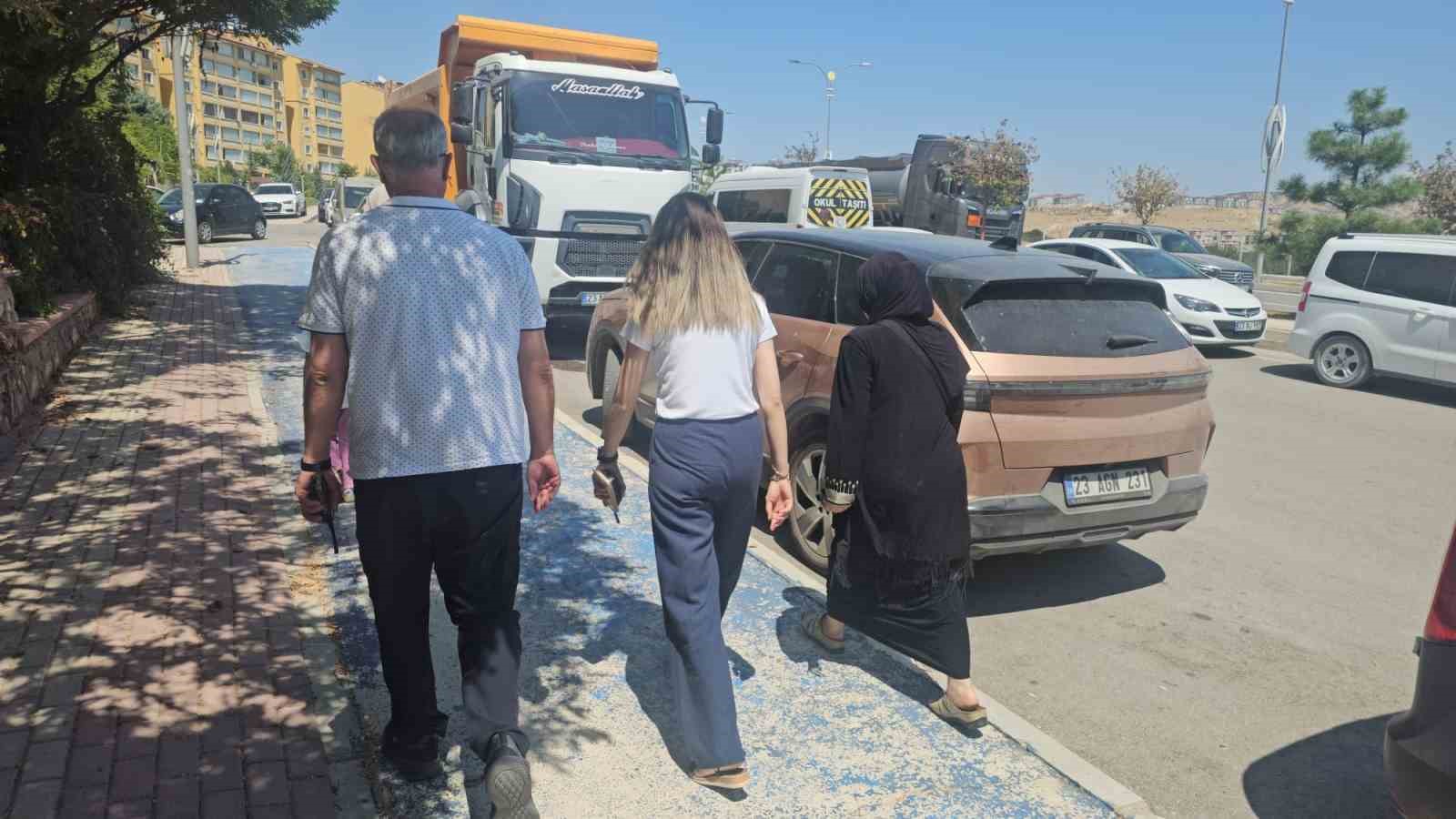 Elazığ’da cuma namazı çıkışında dilencilere operasyon