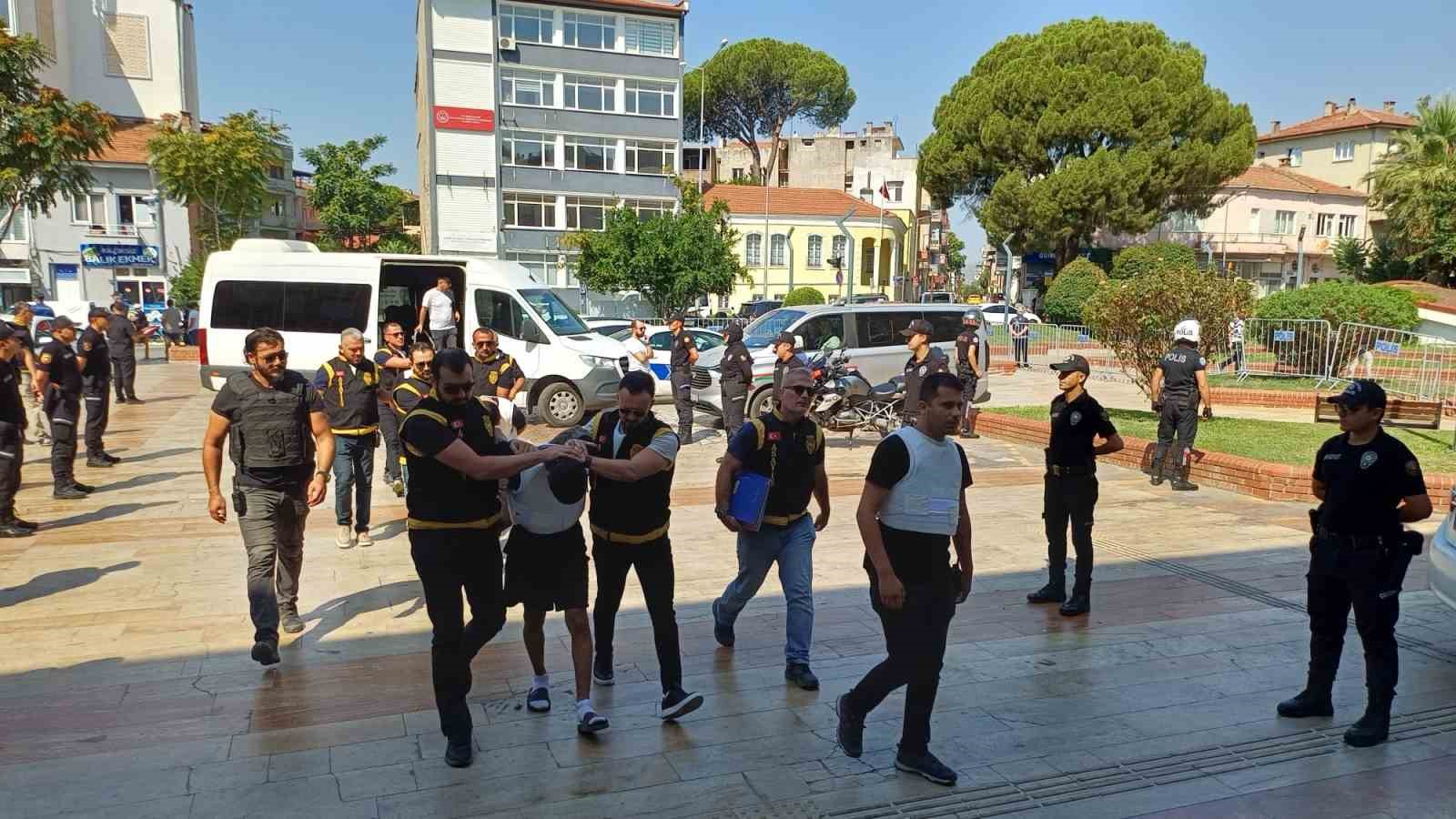 Aydın’daki telefoncu cinayetinde 4 şüpheli tutuklandı