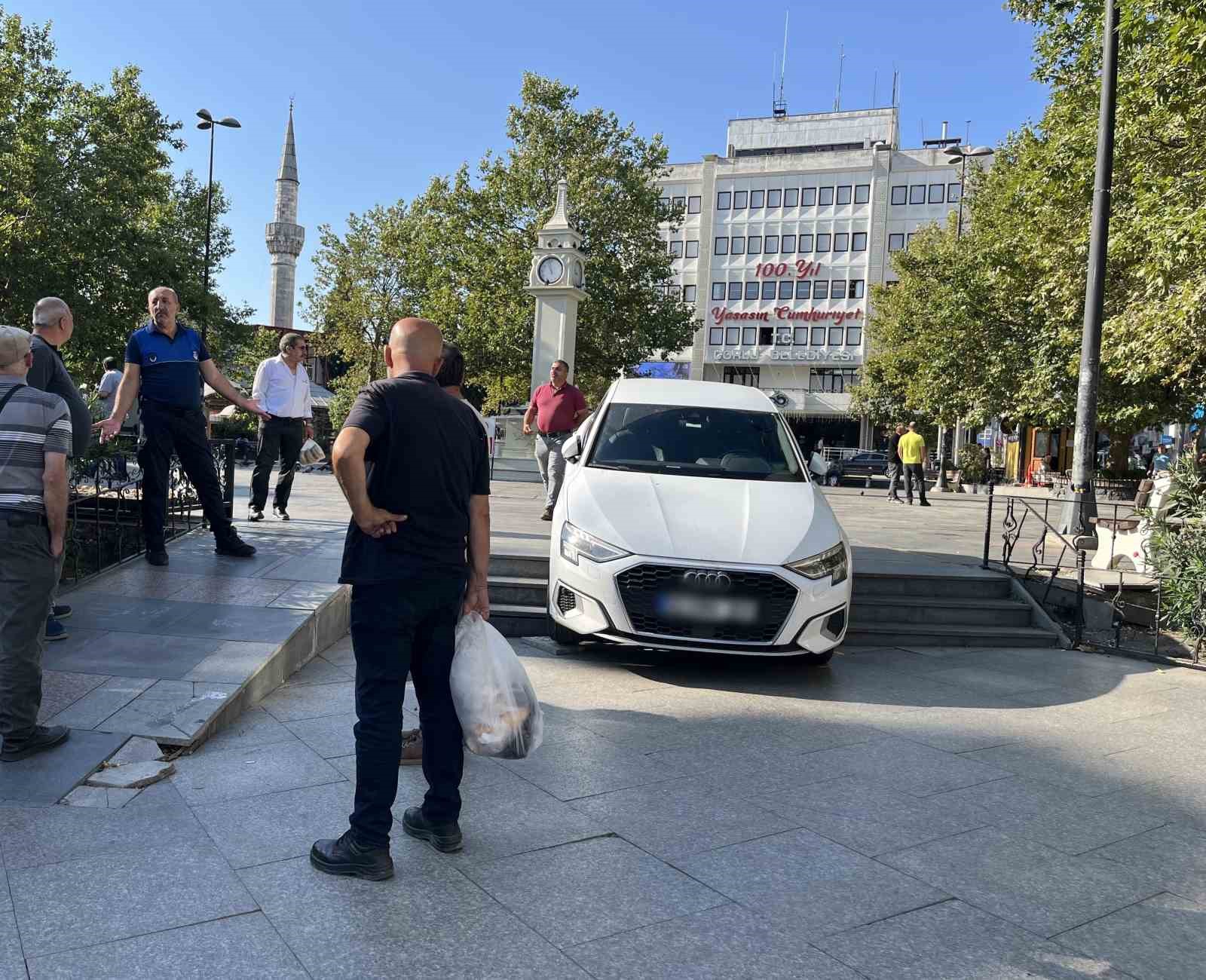 Tekirdağ’da hayrete düşüren kaza: Görenler dakikalarca bakakaldı