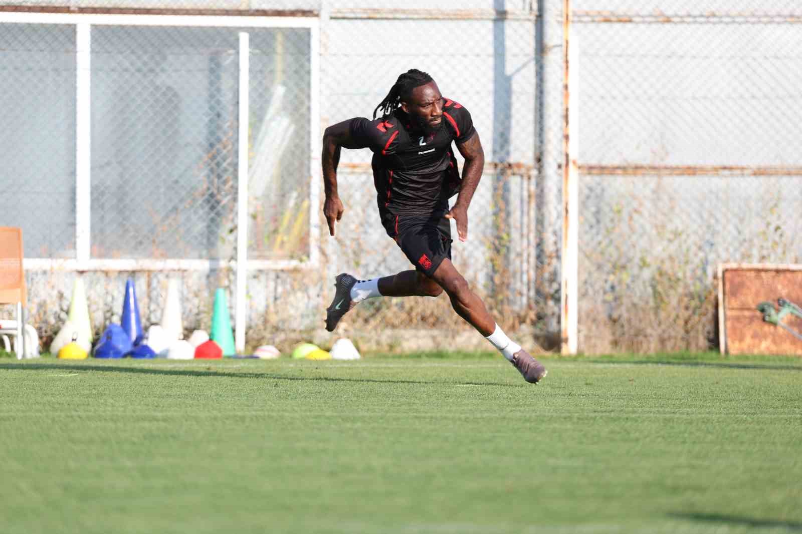 Sivasspor’da Kayserispor maçının hazırlıkları sürüyor