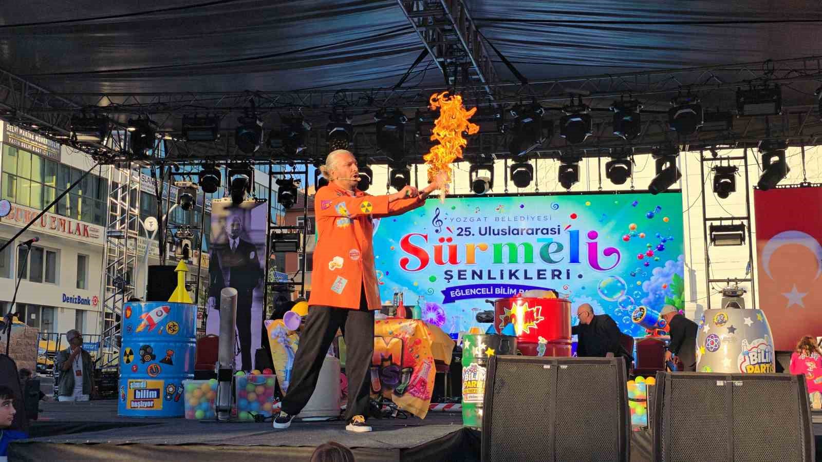 Yozgat’ta 25.Uluslararası Sürmeli Şenlikleri kortej yürüyüşü ile başladı