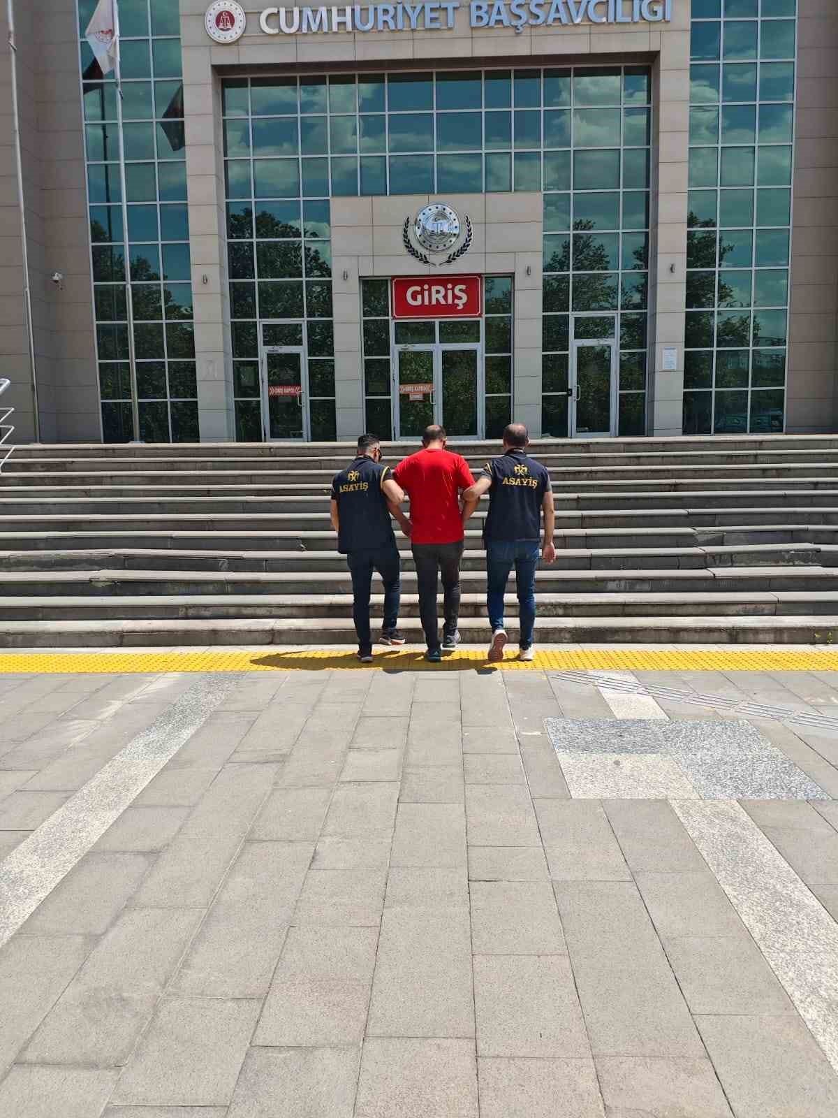 Tekirdağ’da aranan 74 kişi yakalandı