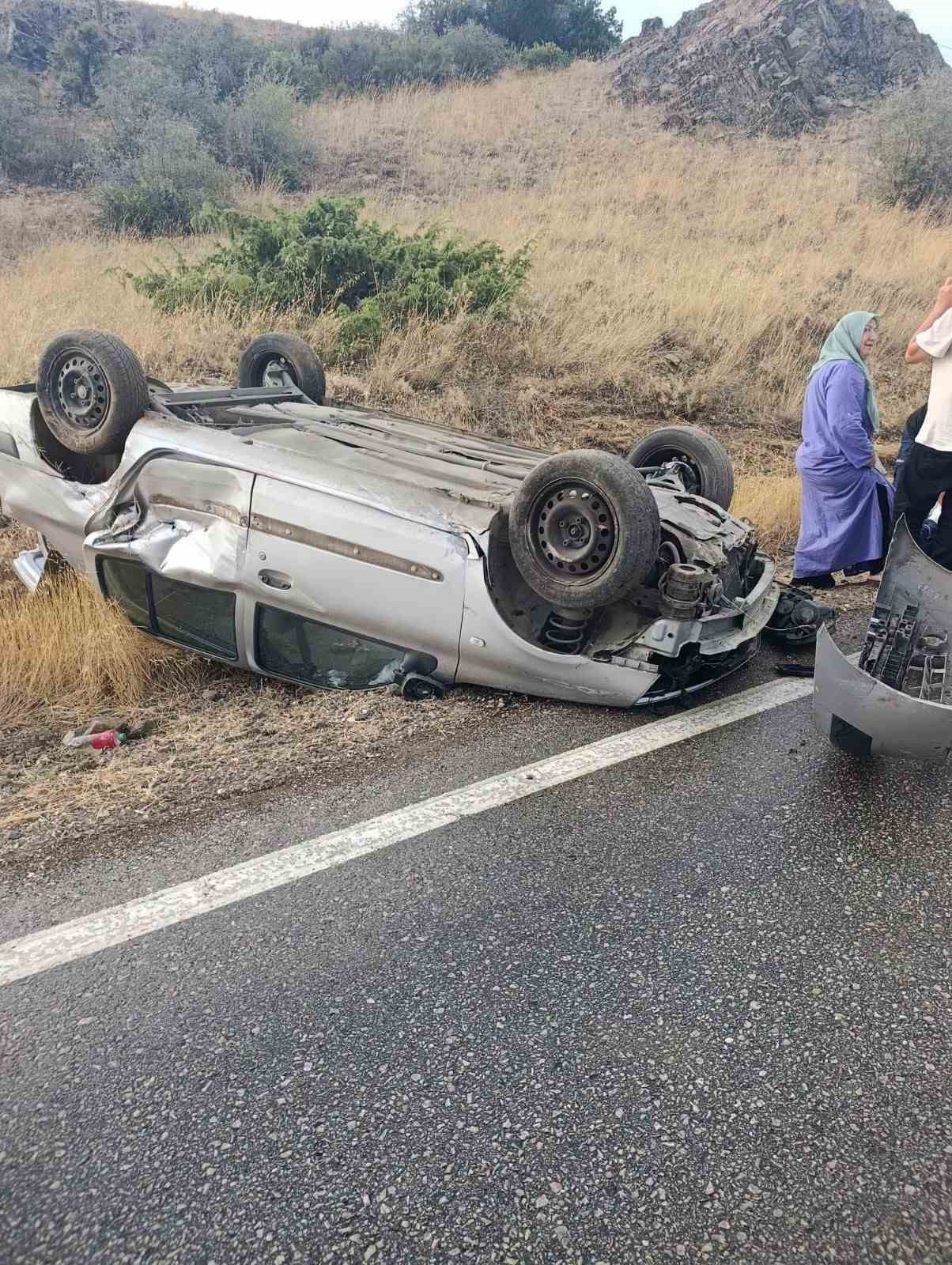 Burdur’da otomobil takla attı: 4 yaralı