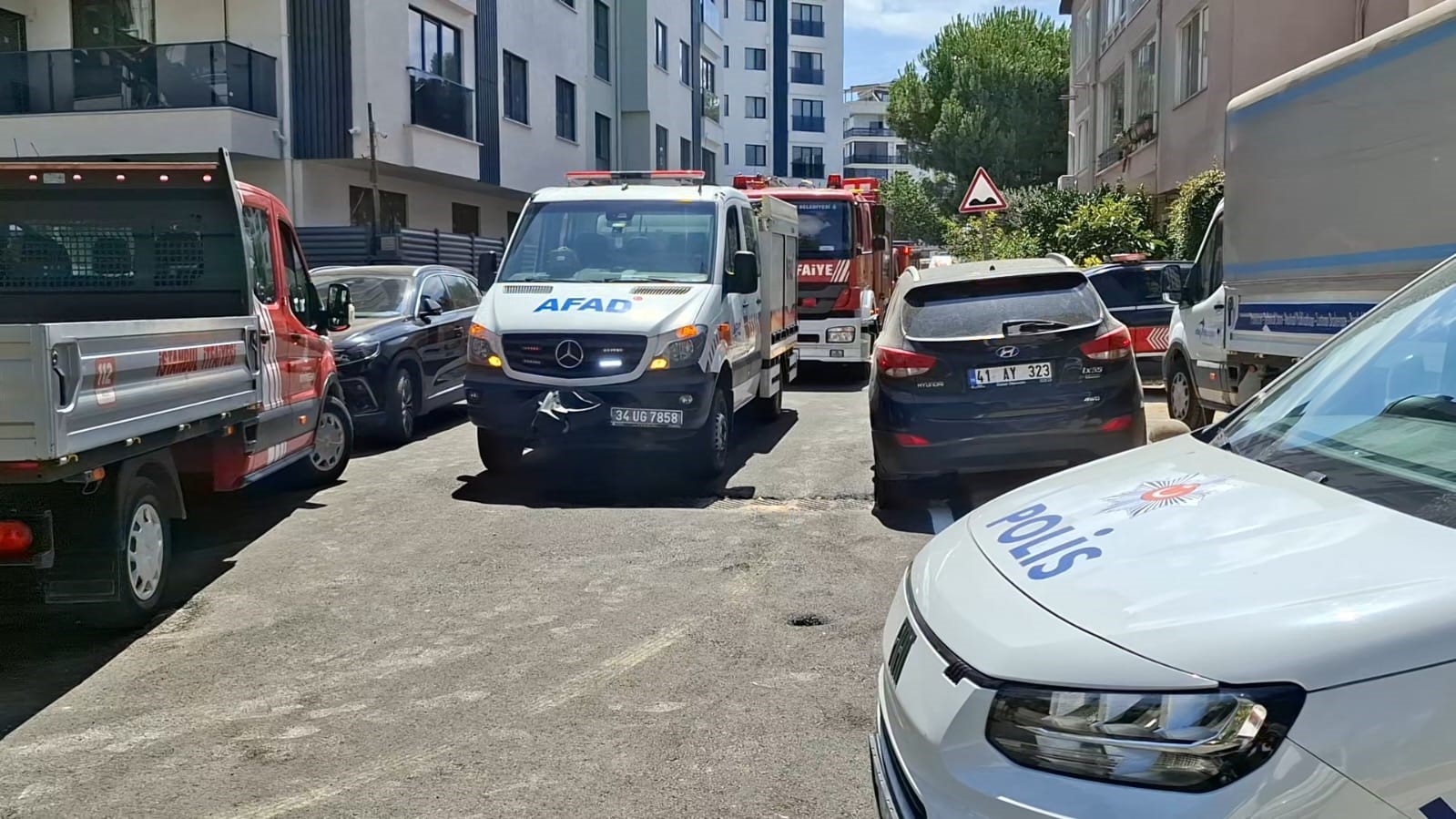 Tuzla’da foseptik çukuruna giren işçi hayatını kaybetti