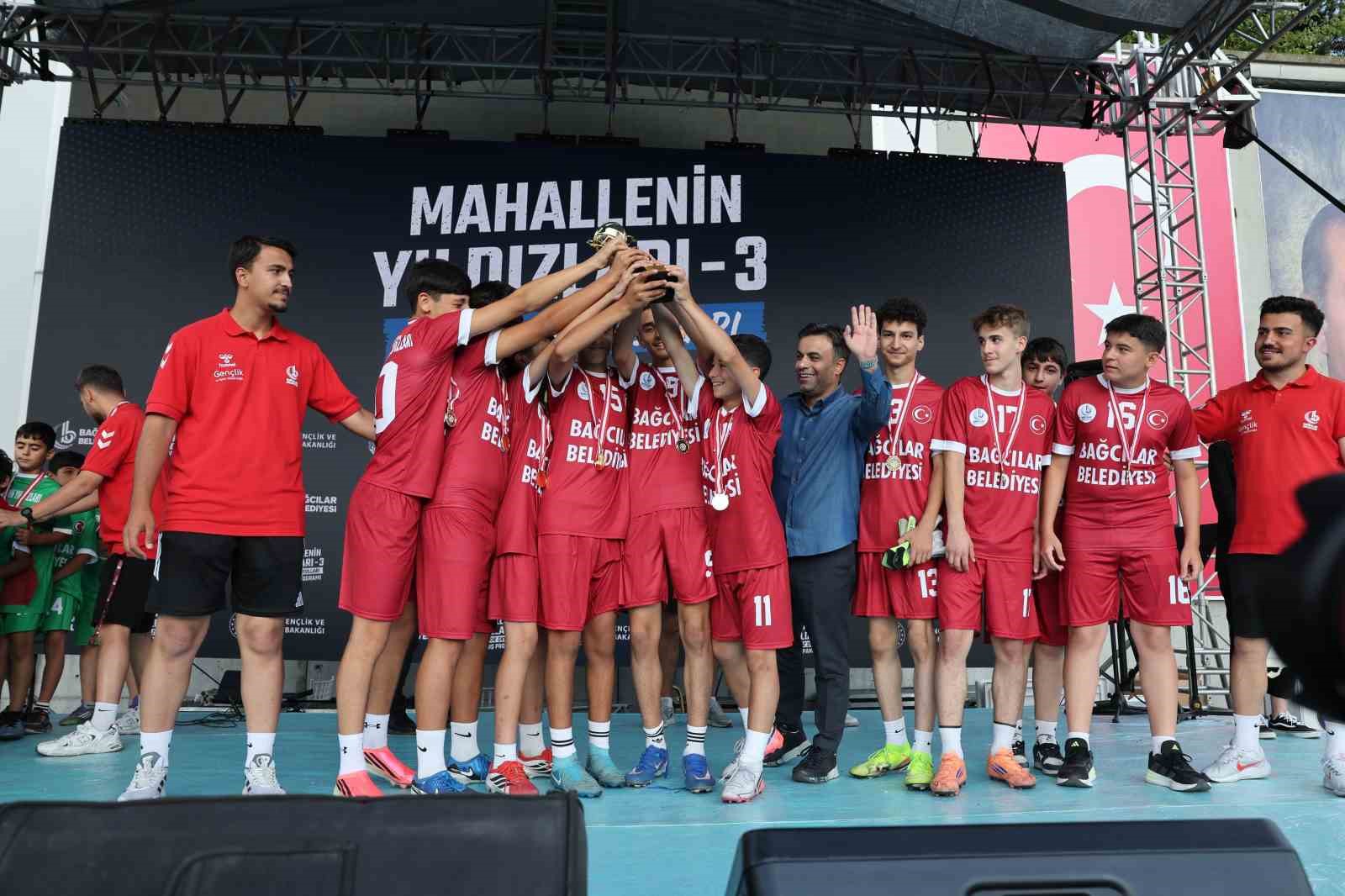 Bağcılar’da "Mahallenin Yıldızları" etkinliği için görkemli kapanış töreni