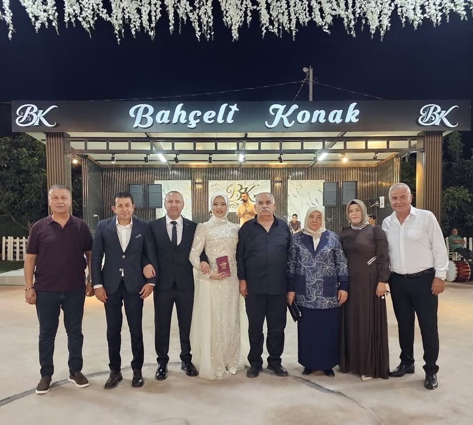 Gelin arabası yarış motosikleti oldu